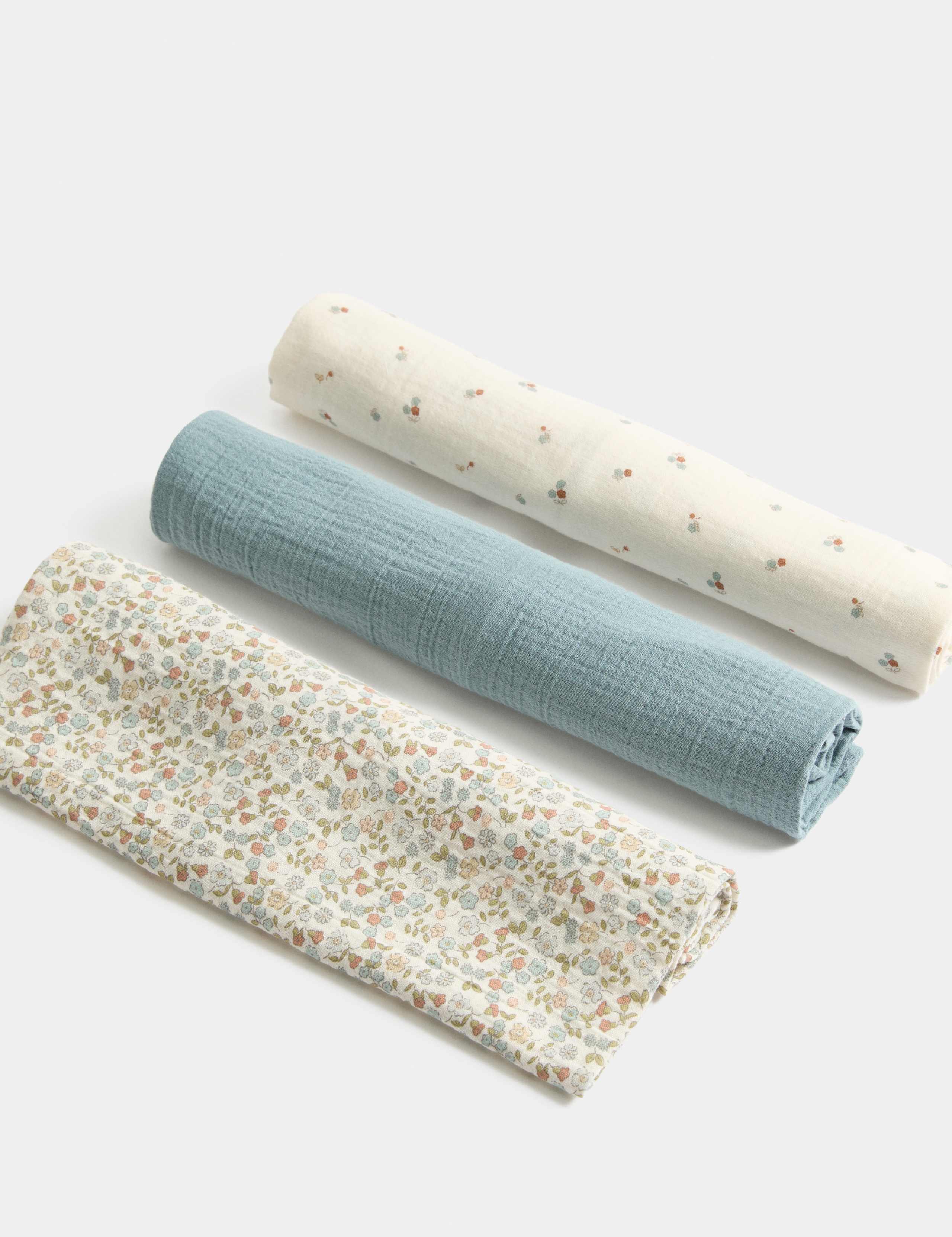 3 Pack Pure Cotton Floral Muslins 1 of 2