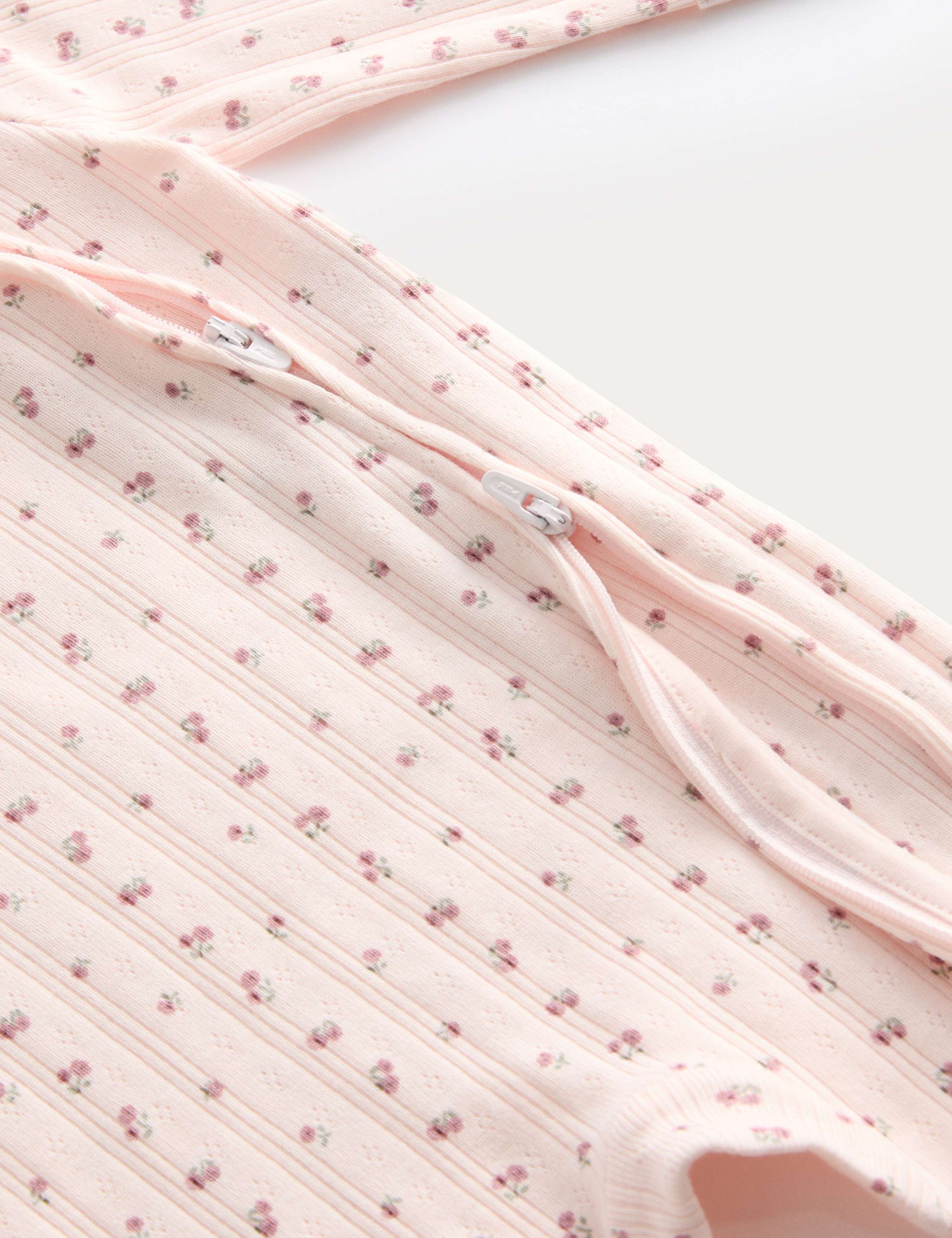 3 Pack Pure Cotton Floral Sleepsuits (6½lbs-3 Yrs) 4 of 4