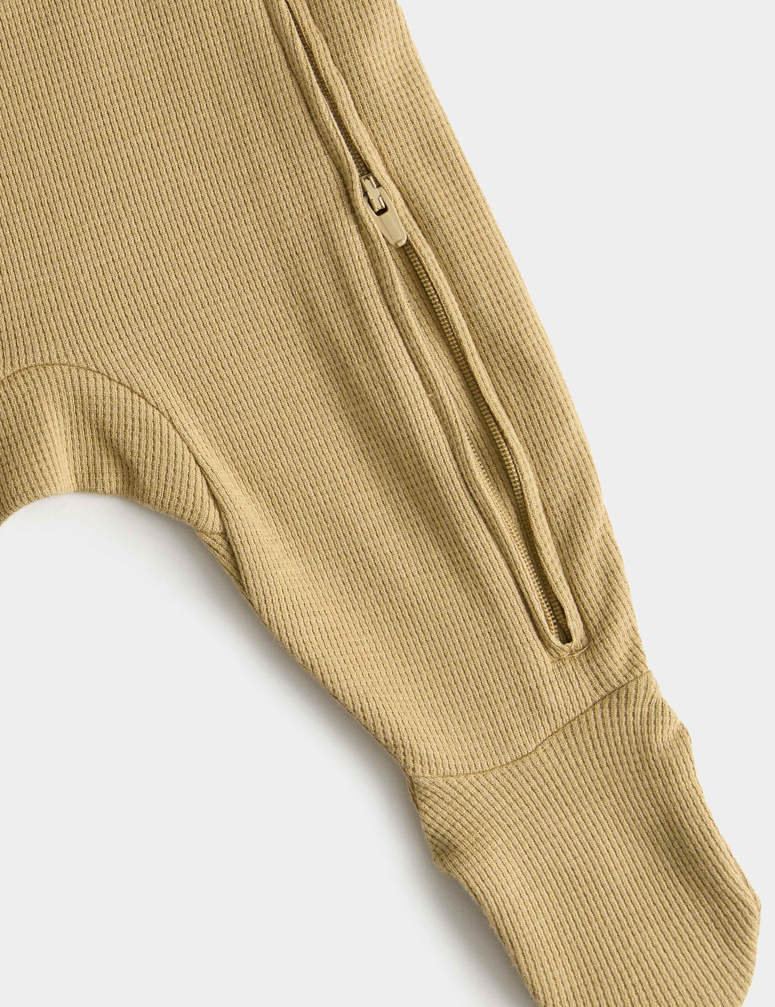 3 Pack Pure Cotton Sleepsuits (6½lbs-3Yrs) 3 of 3