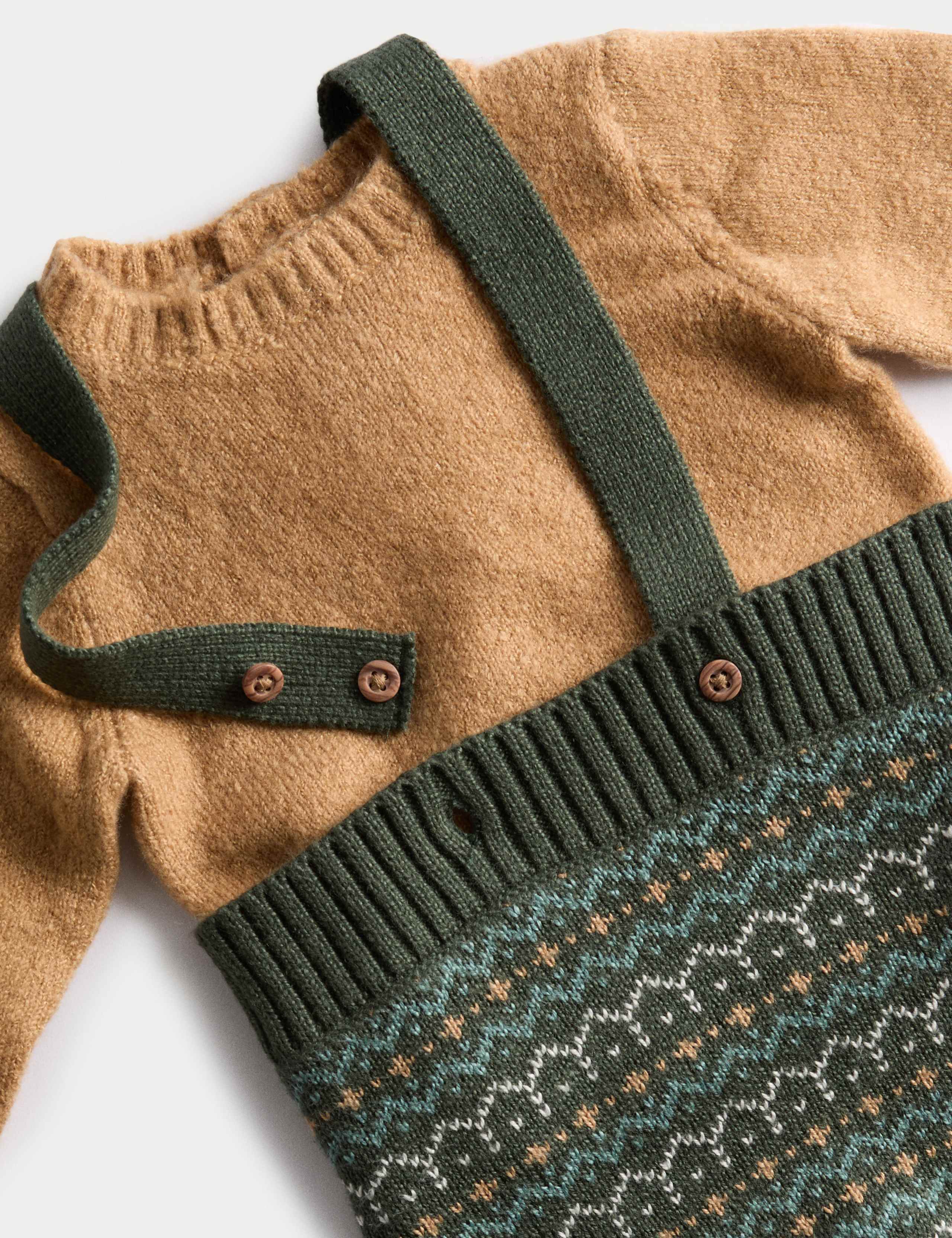 Knitted Fairisle Braces Outfit (0-12 Mths) 3 of 3