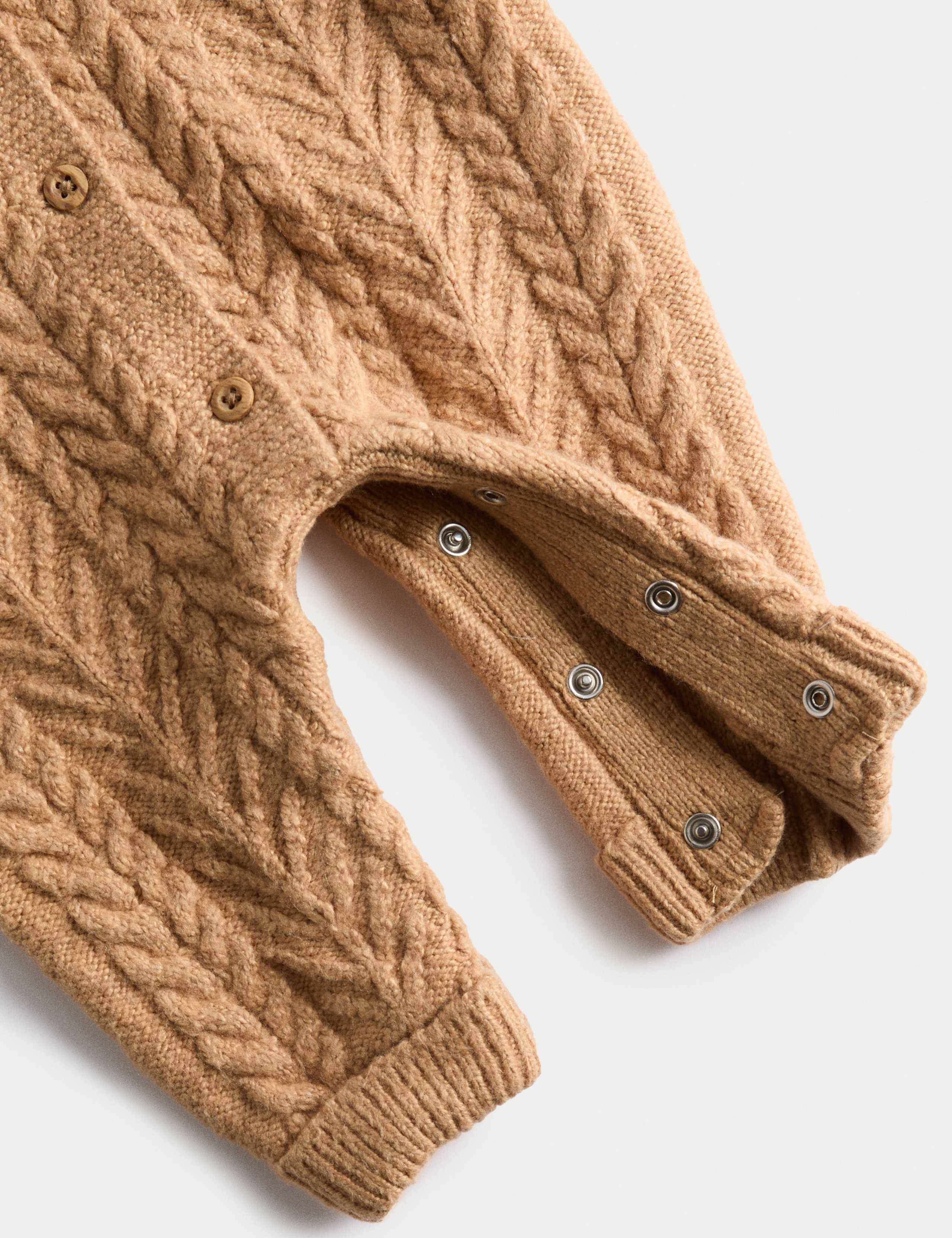 2pc Cable Knitted Outfit (0-12 Mths) 2 of 3