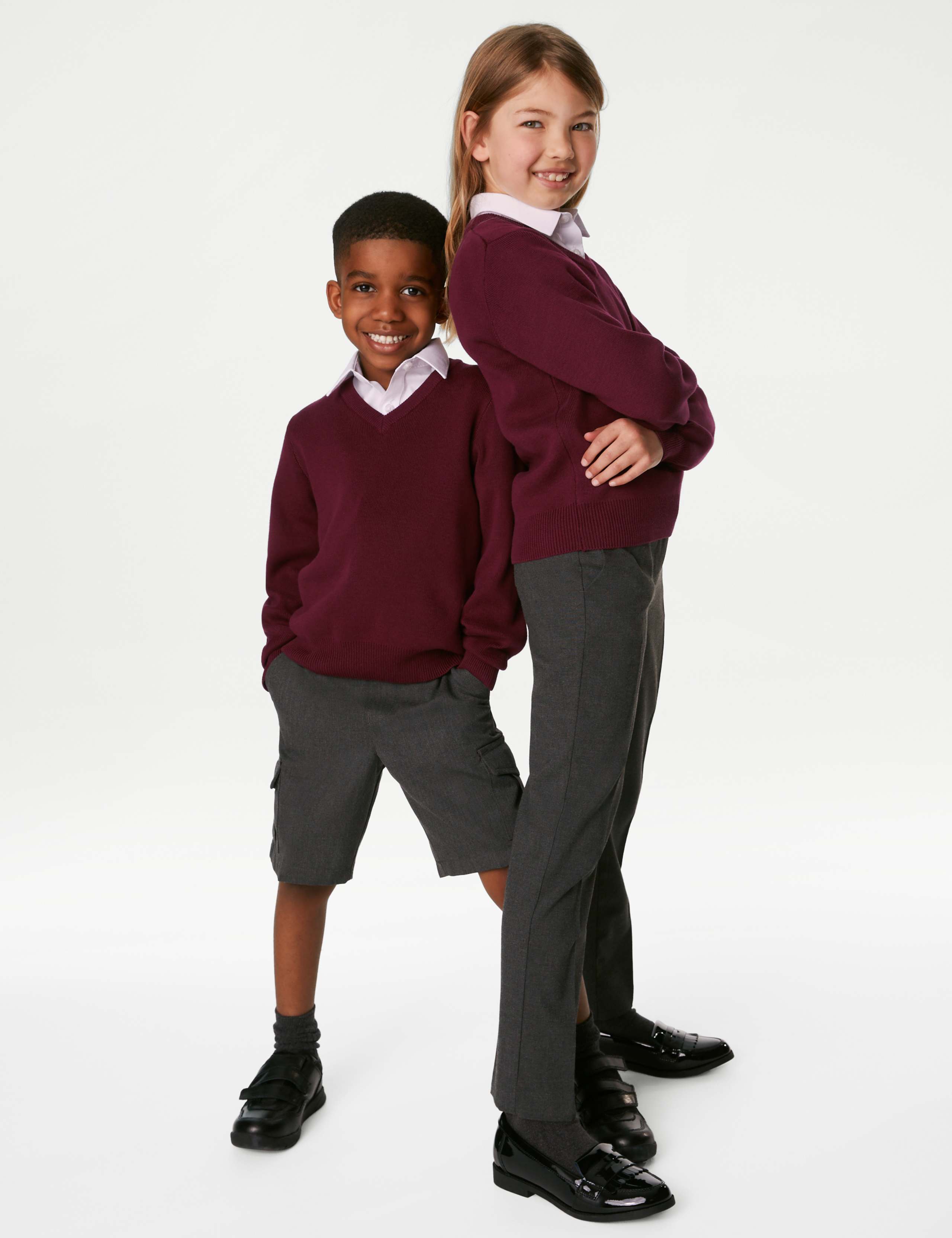 Unisex Regular Fit School Jumper (2-18 Yrs) 1 of 5