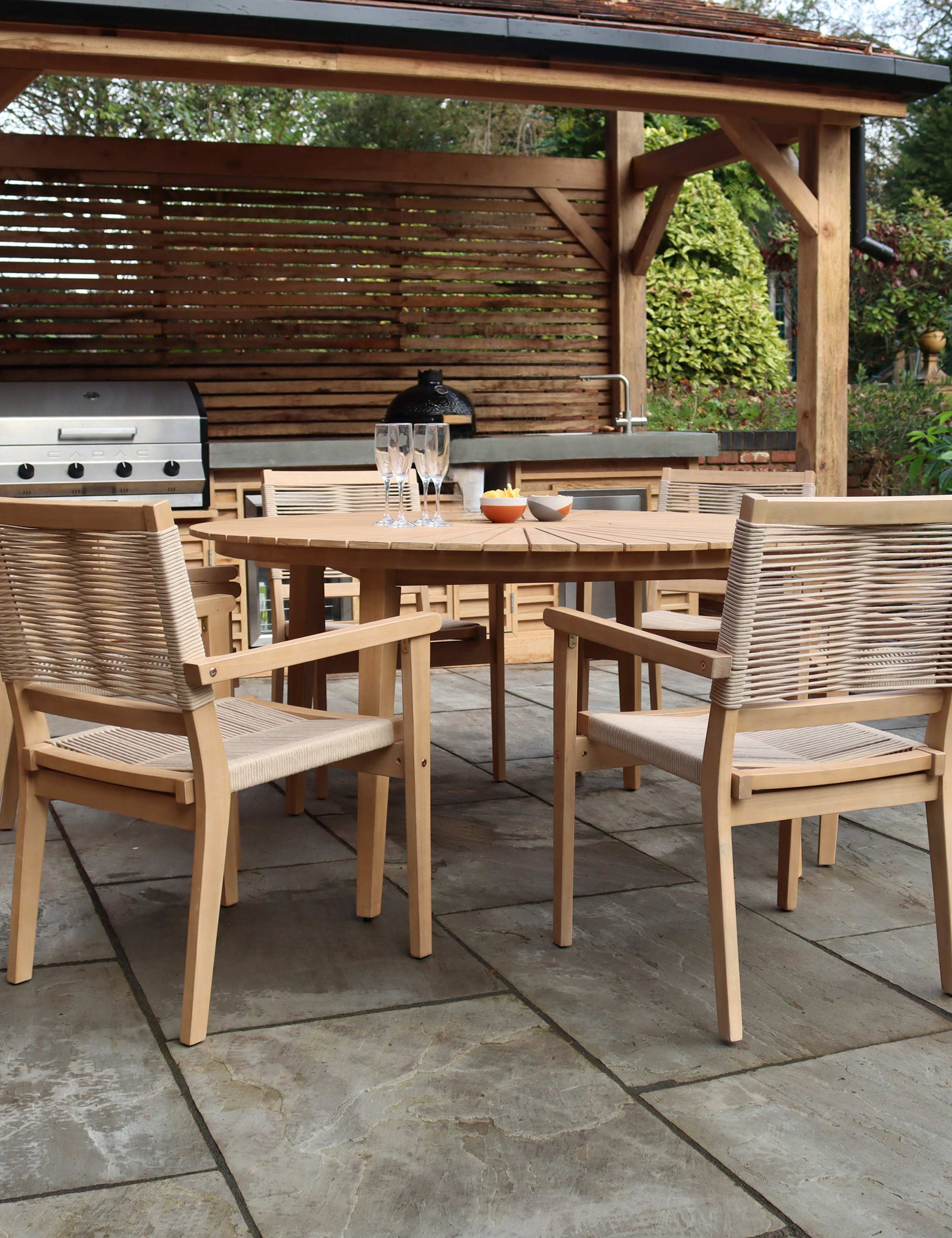 Roma 6 Seater Garden Table & Chairs 2 of 5