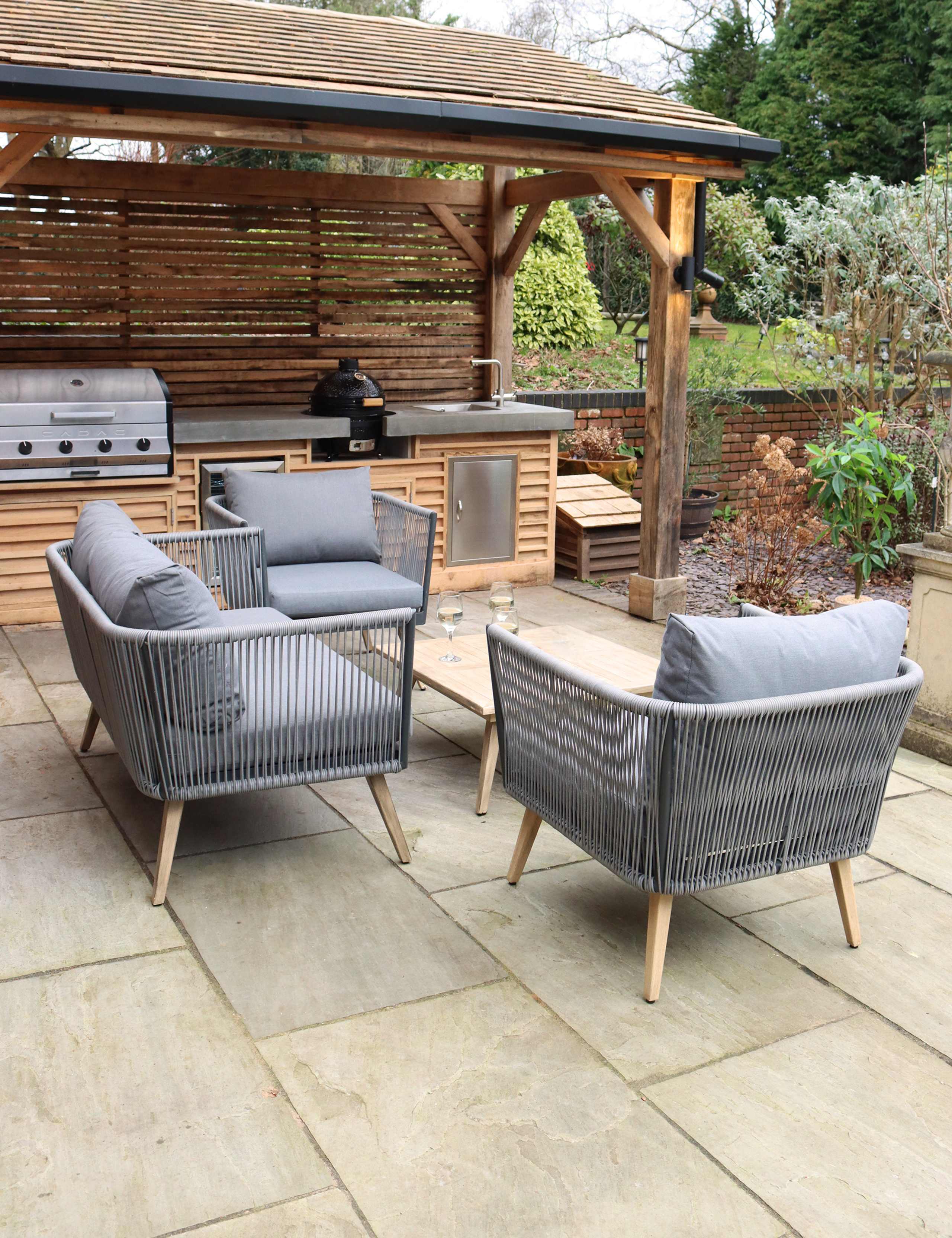 Milan 4 Seater Garden Table & Chairs 2 of 6