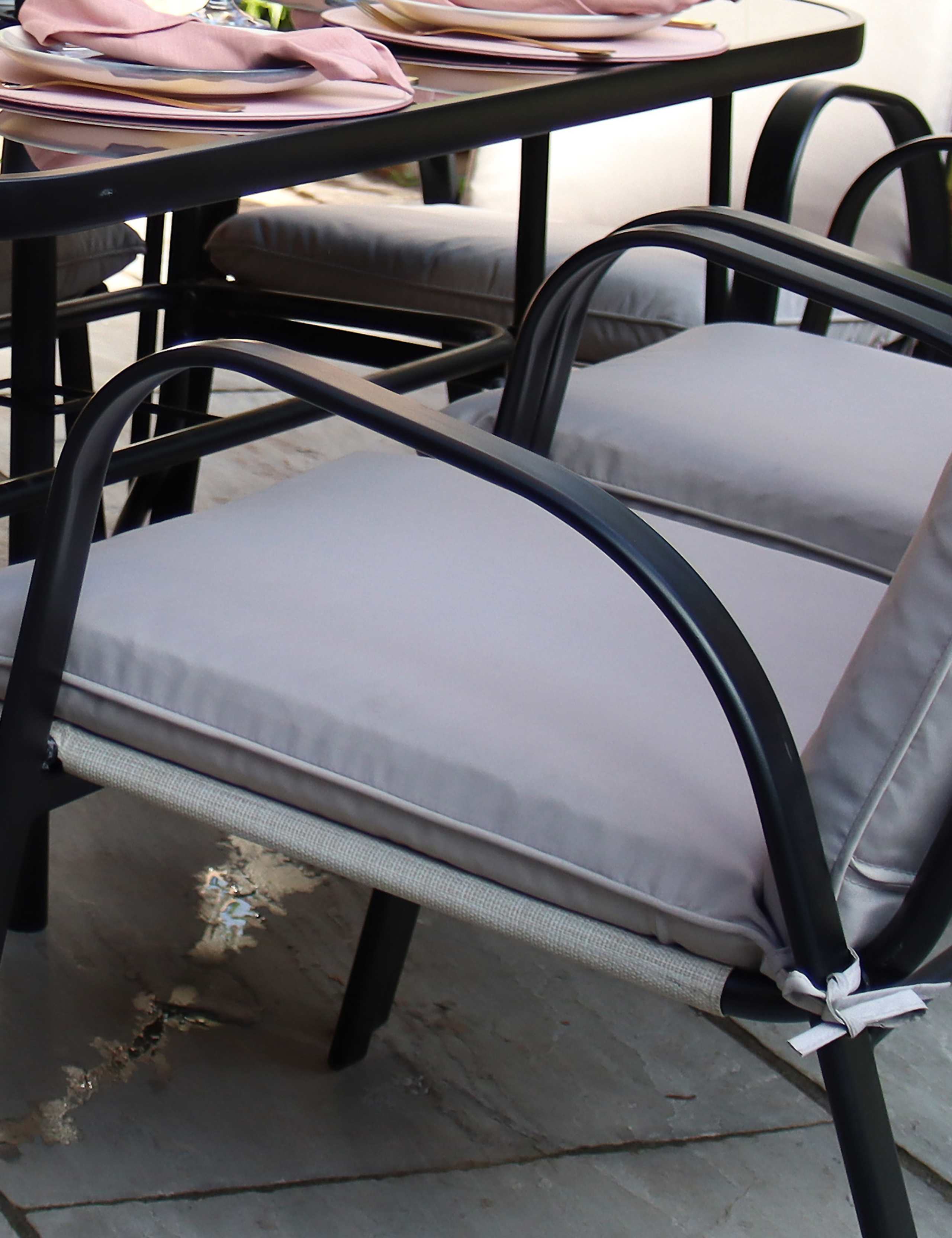 Amalfi 6 Seater Garden Table & Chairs 3 of 5