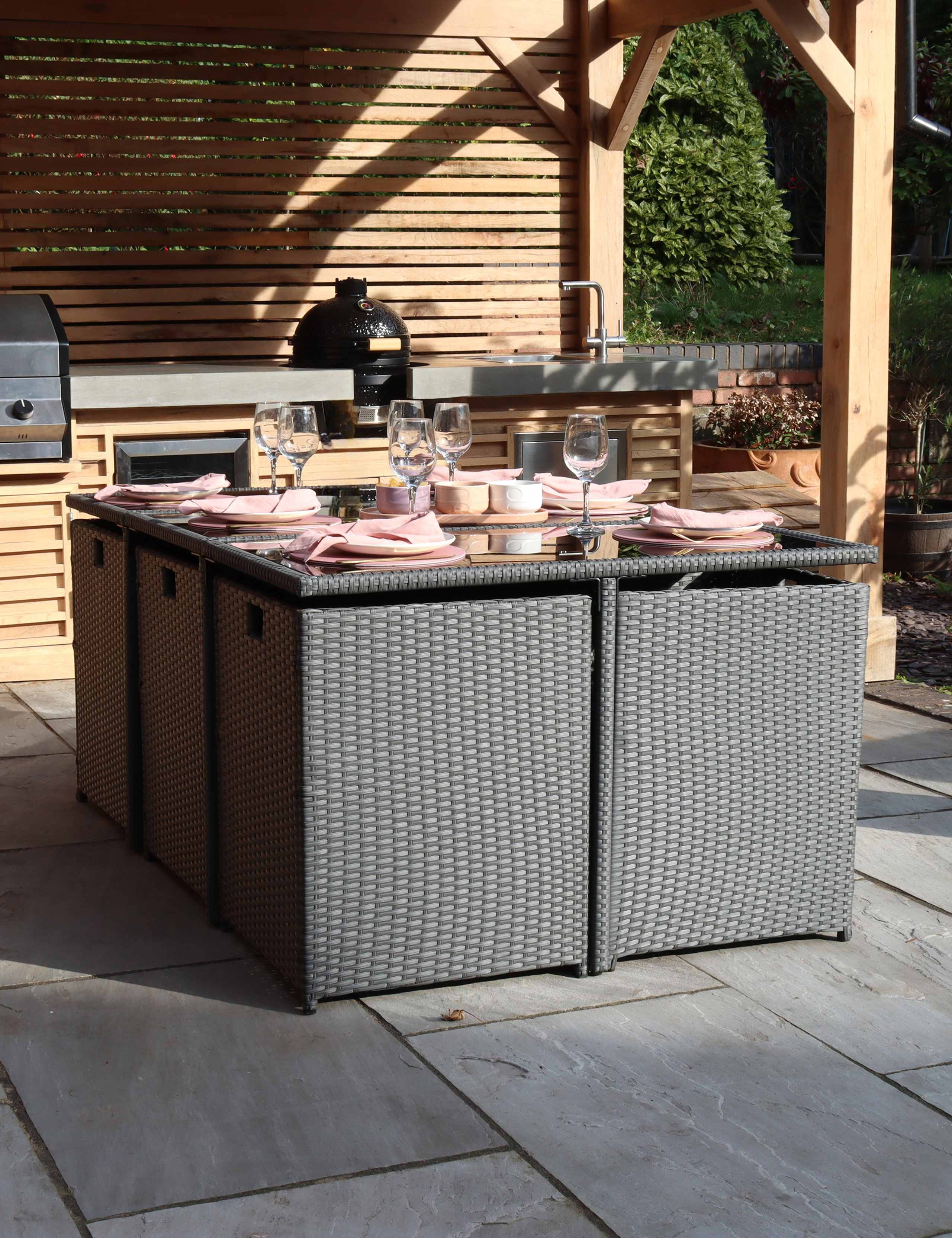 Cannes 10 Seater Rattan Garden Cube Dining Set 2 of 5