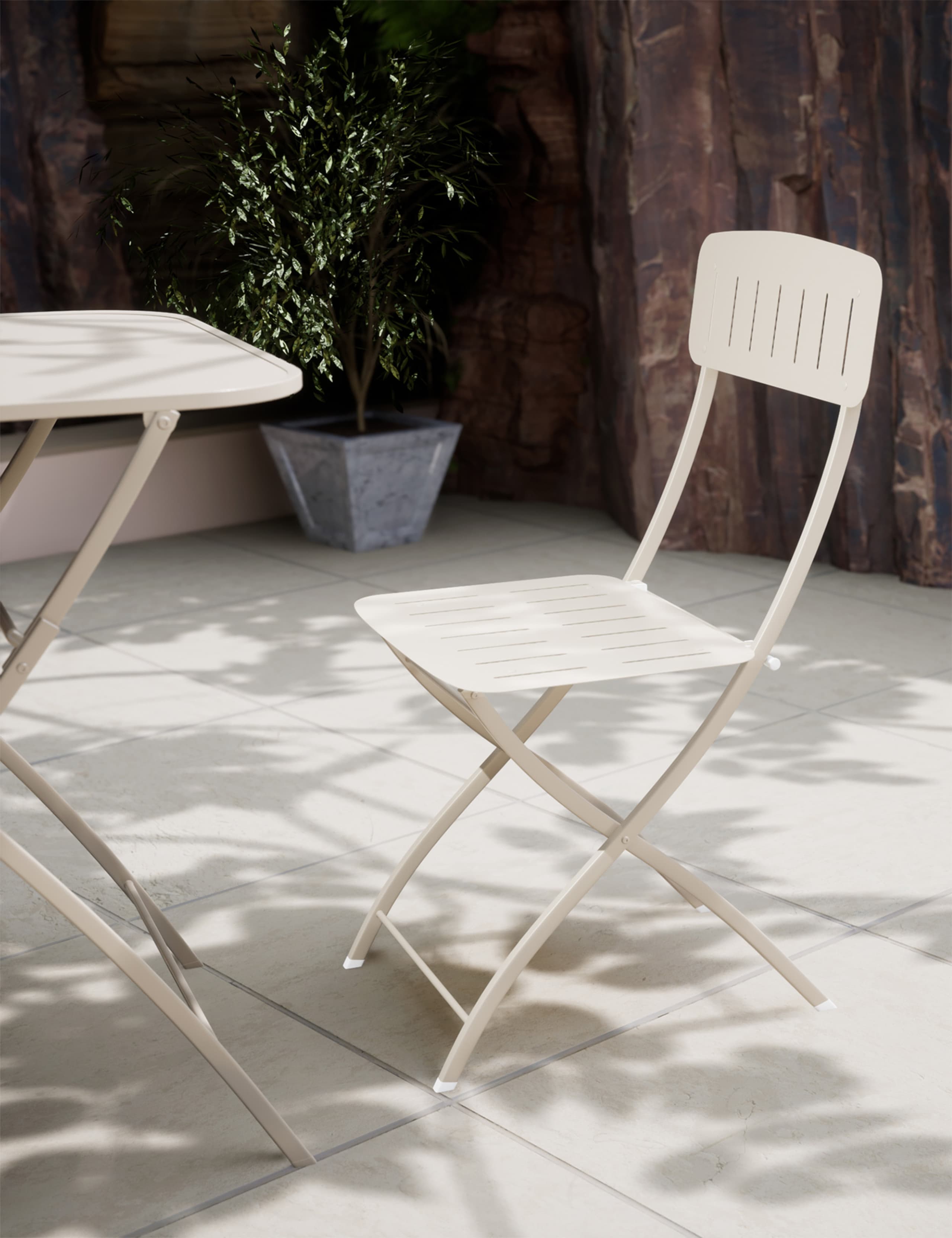 Venice Bistro Garden Table & Chairs 3 of 6