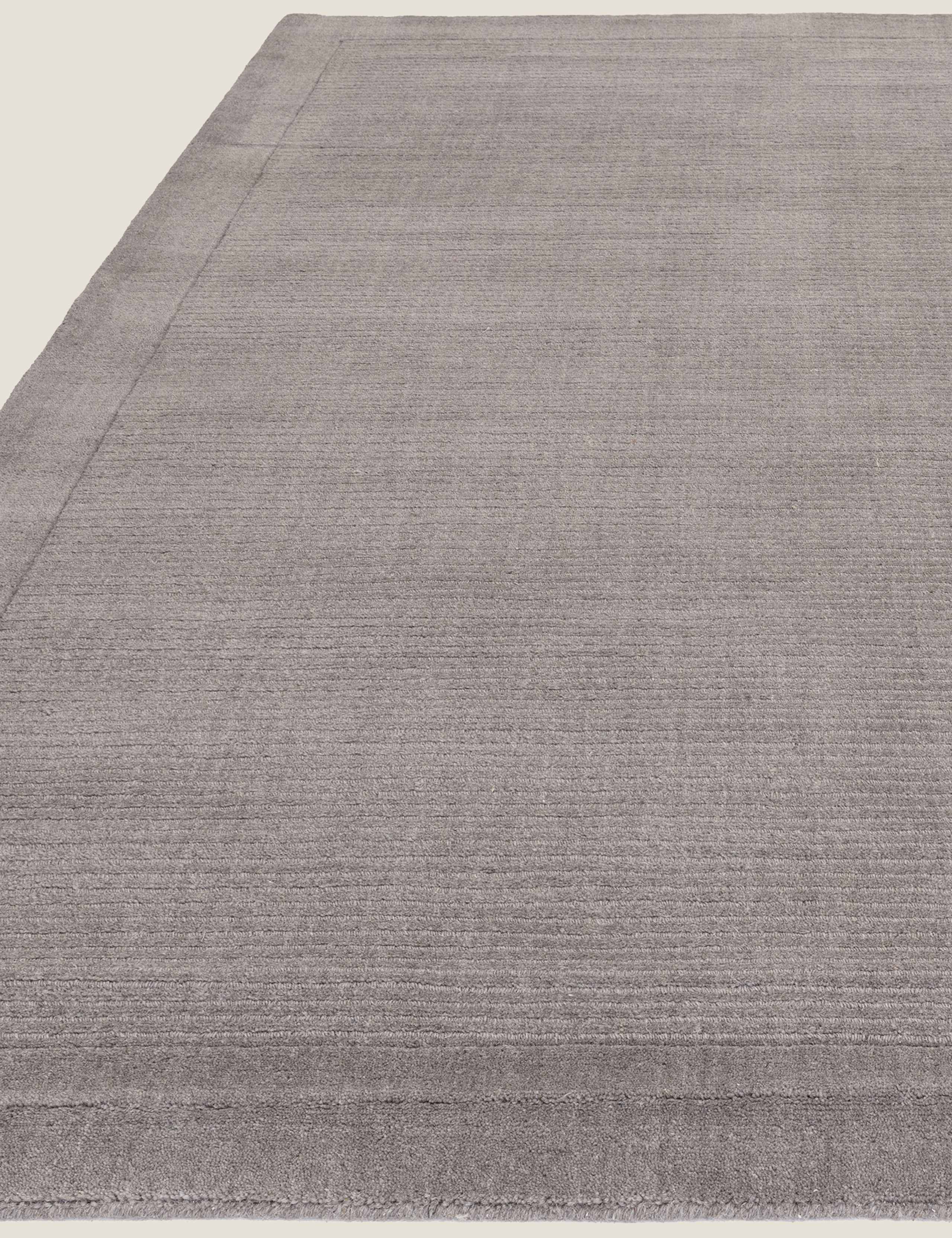 Wool Frame Border Rug 3 of 7