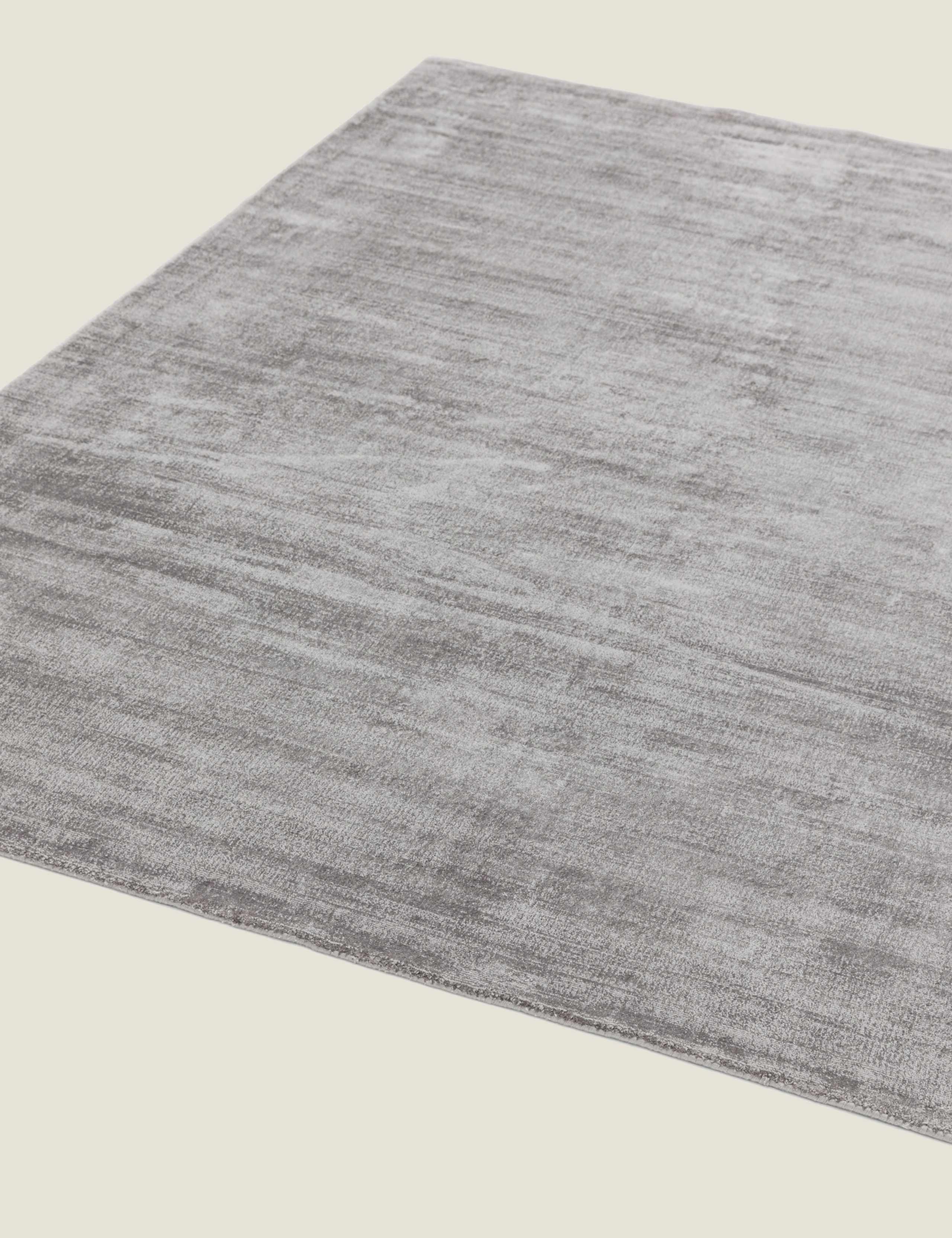 Blade Rug 3 of 6