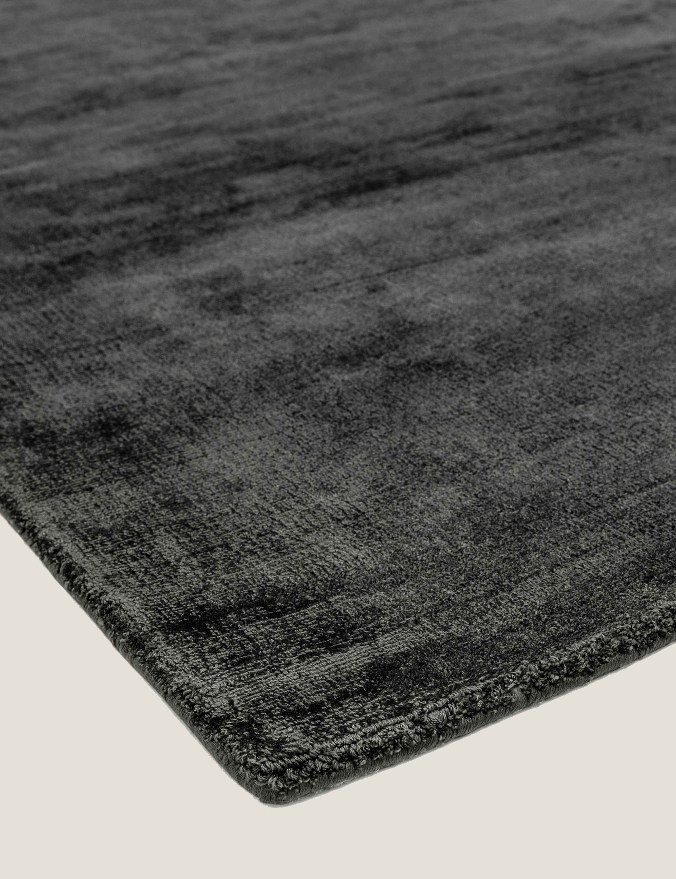 Blade Rug 4 of 6