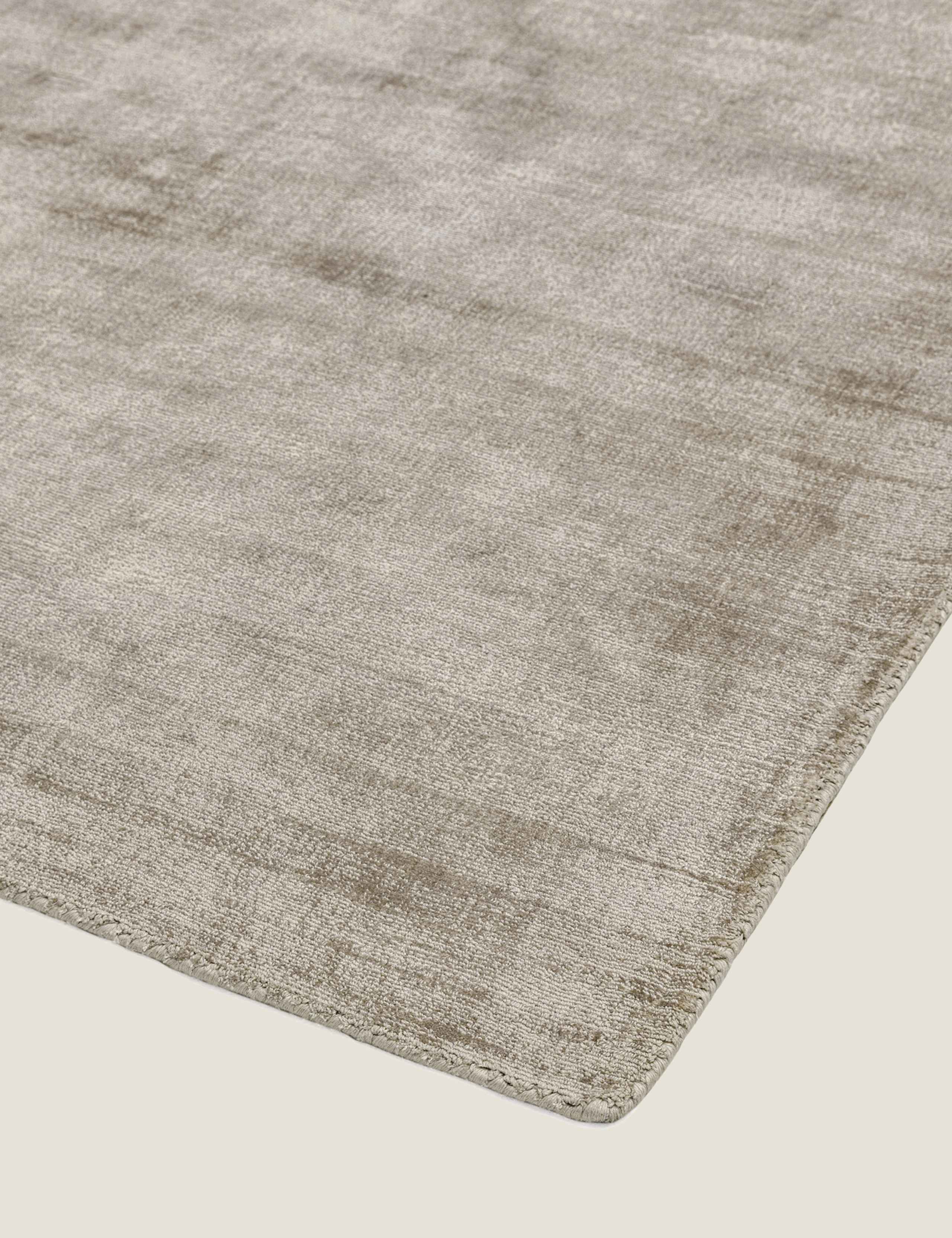 Blade Rug 3 of 5