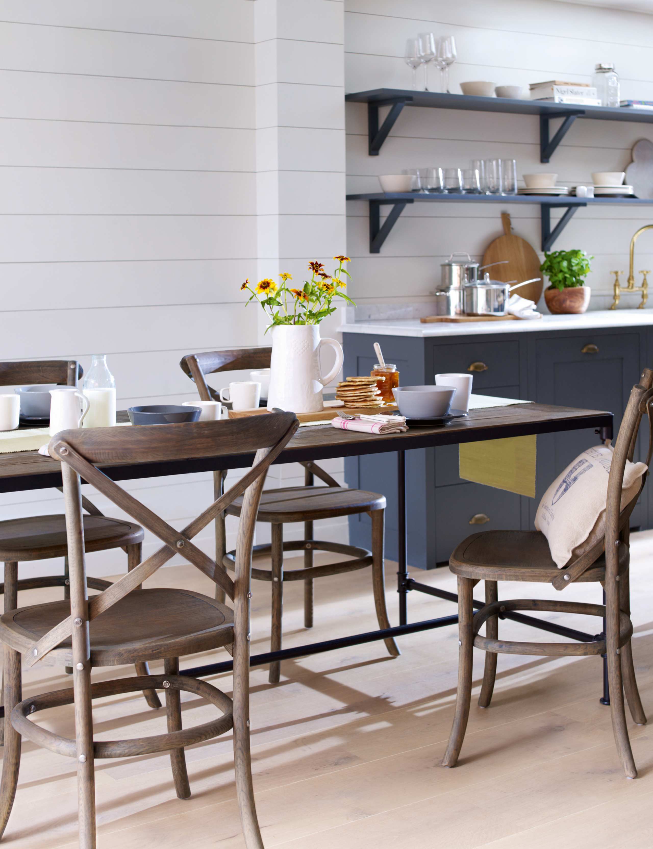 2 Albany Dining Chairs 4 of 4