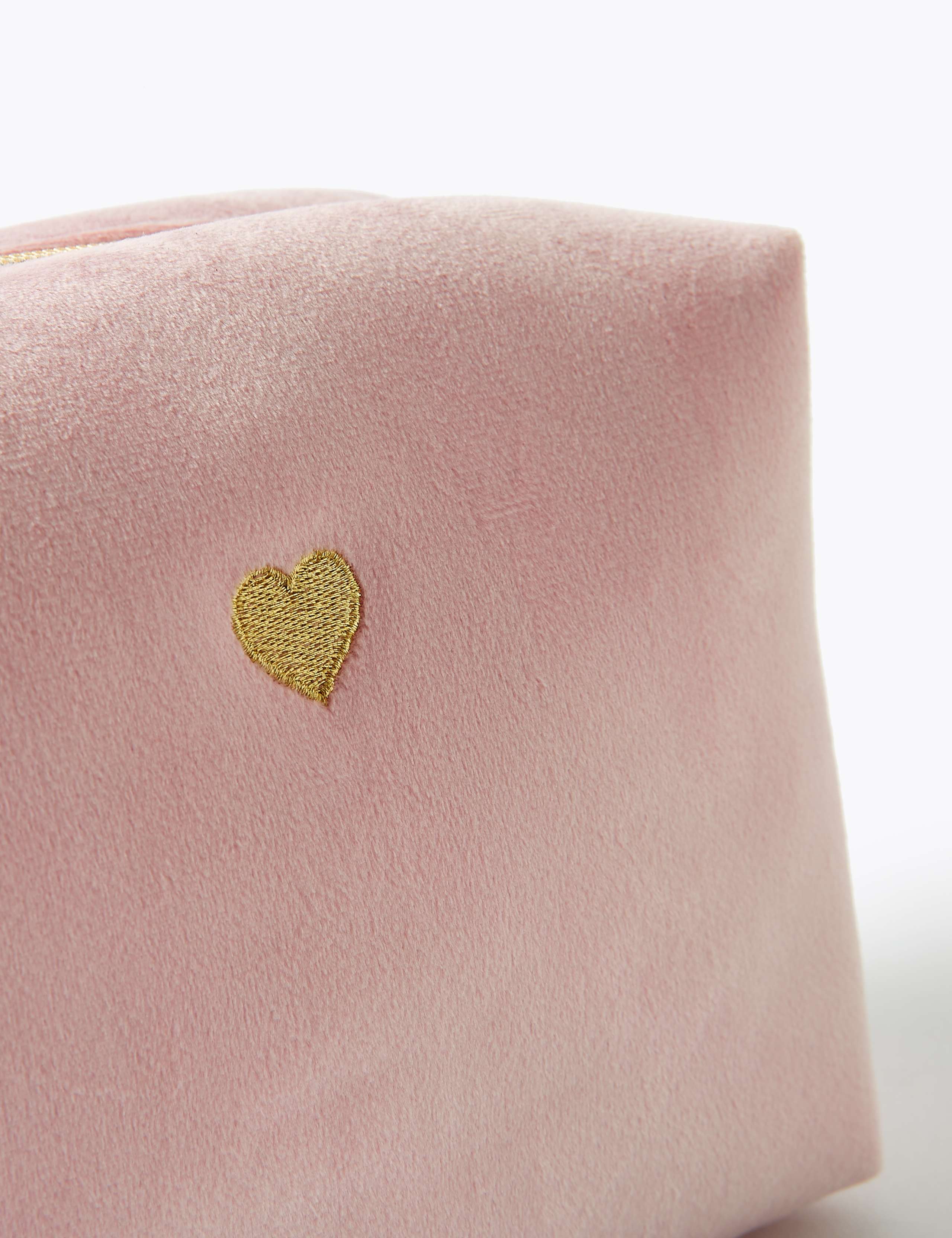 Pink Heart Velvet Make-up Bag 3 of 4