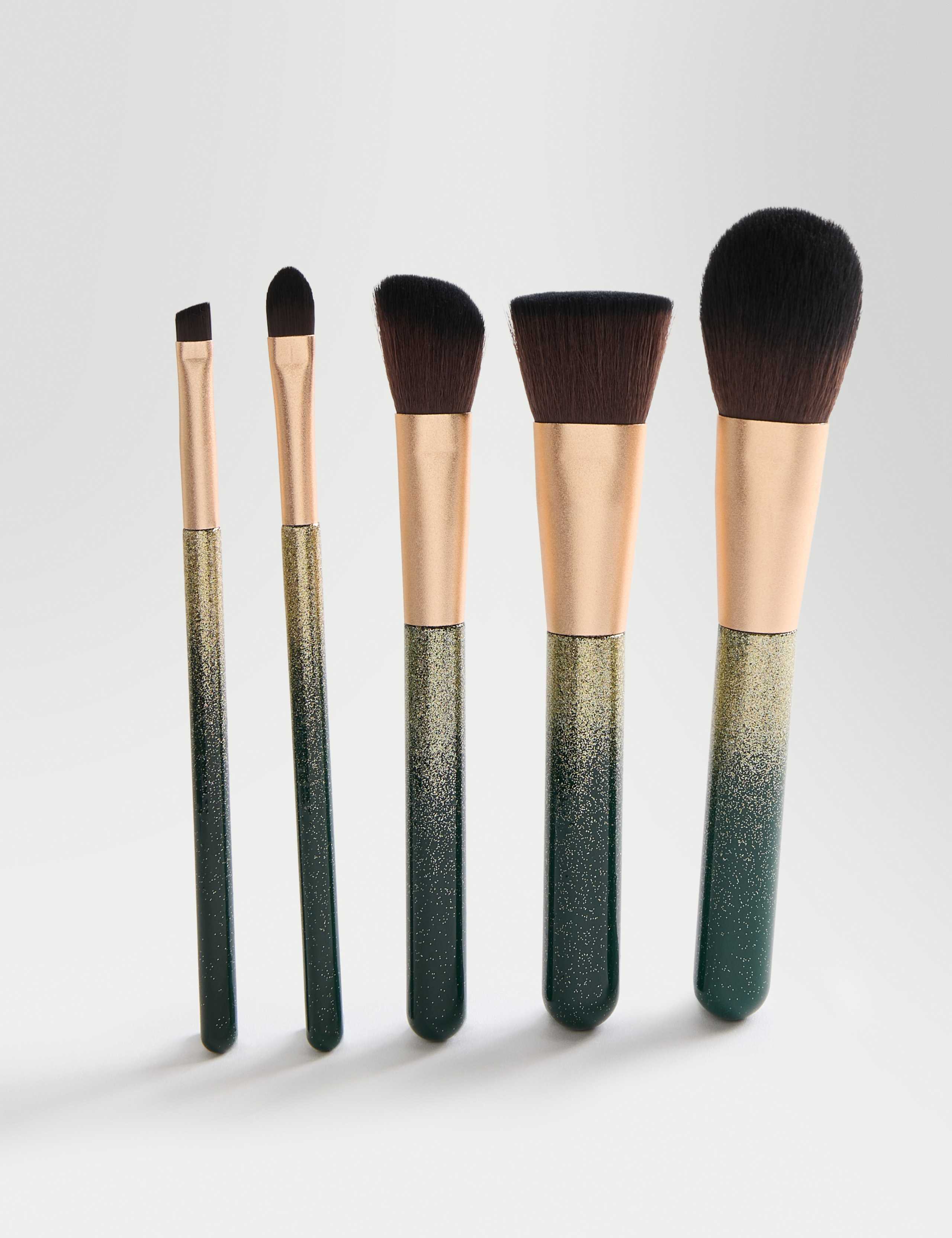 Wicked™ Make-Up Brush Set 2 of 3