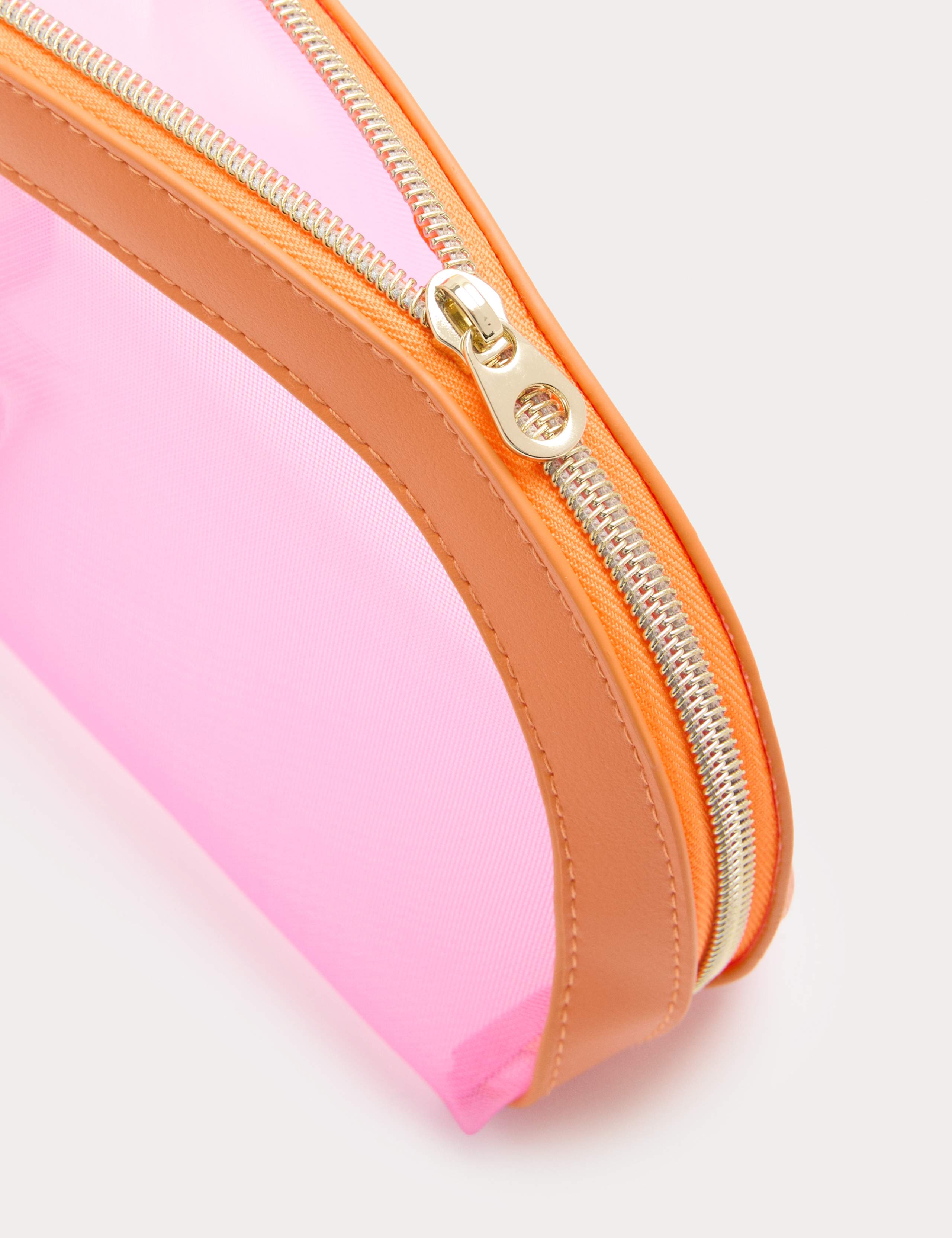 Set of 2 Mesh Toiletry Bags 3 of 3