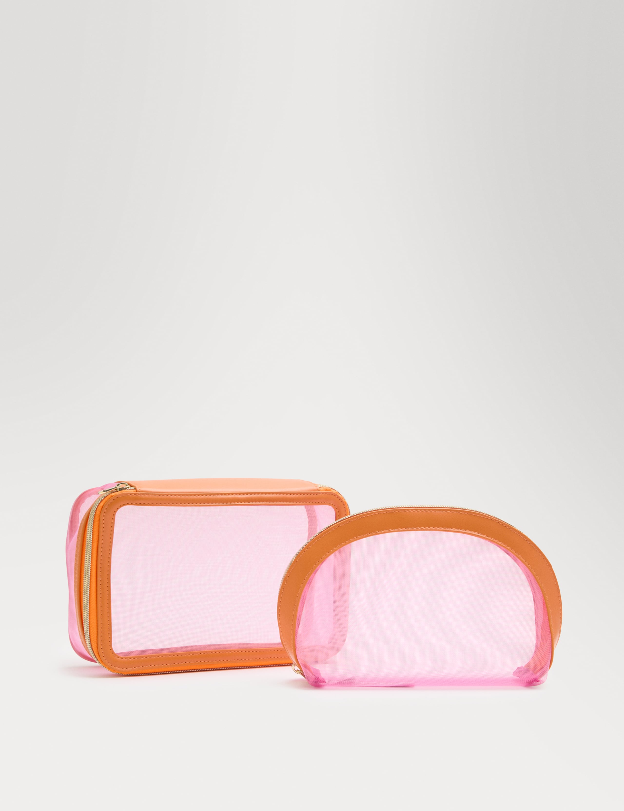 Set of 2 Mesh Toiletry Bags 1 of 3