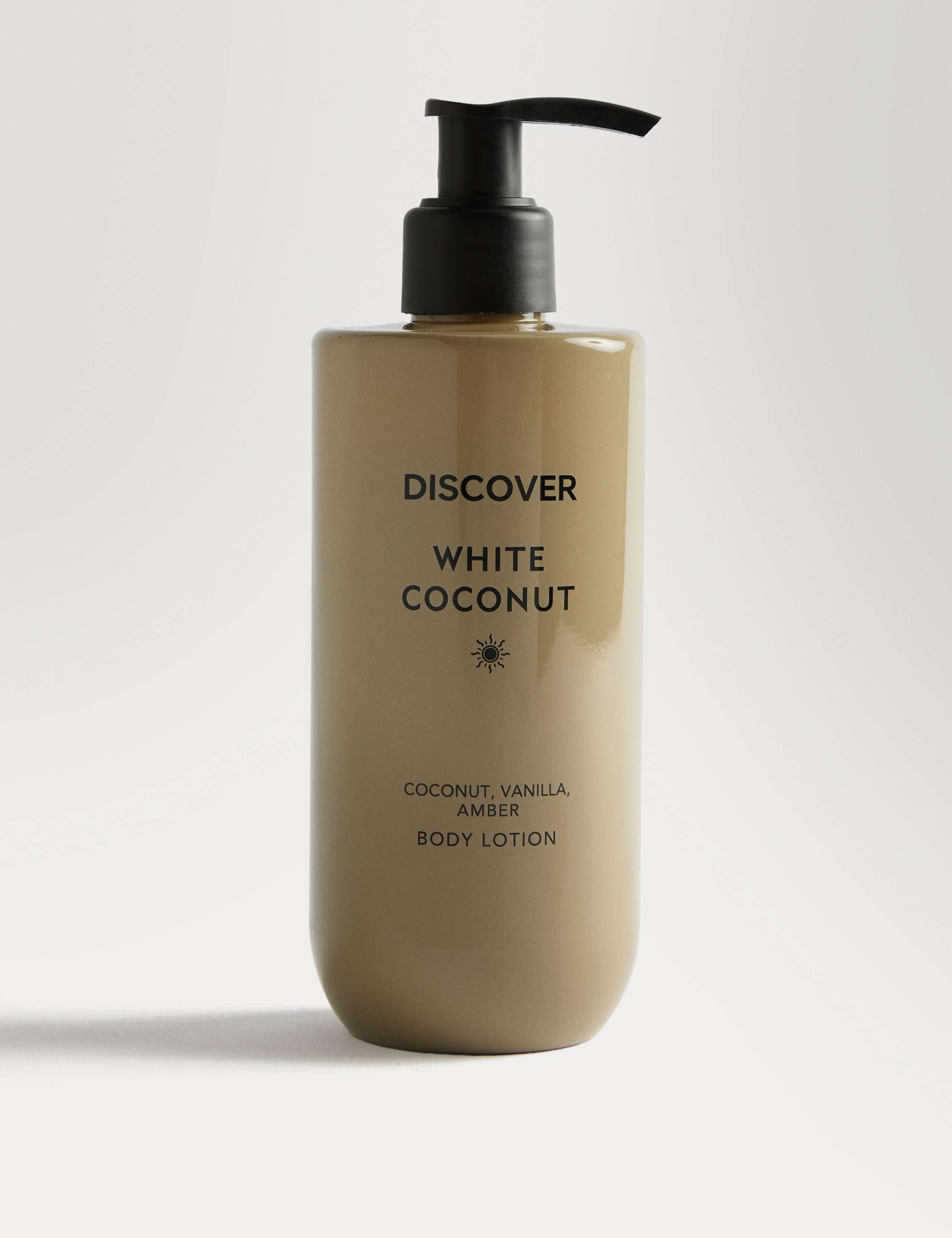 Discover White Coconut Body Lotion 300ml 2 of 3