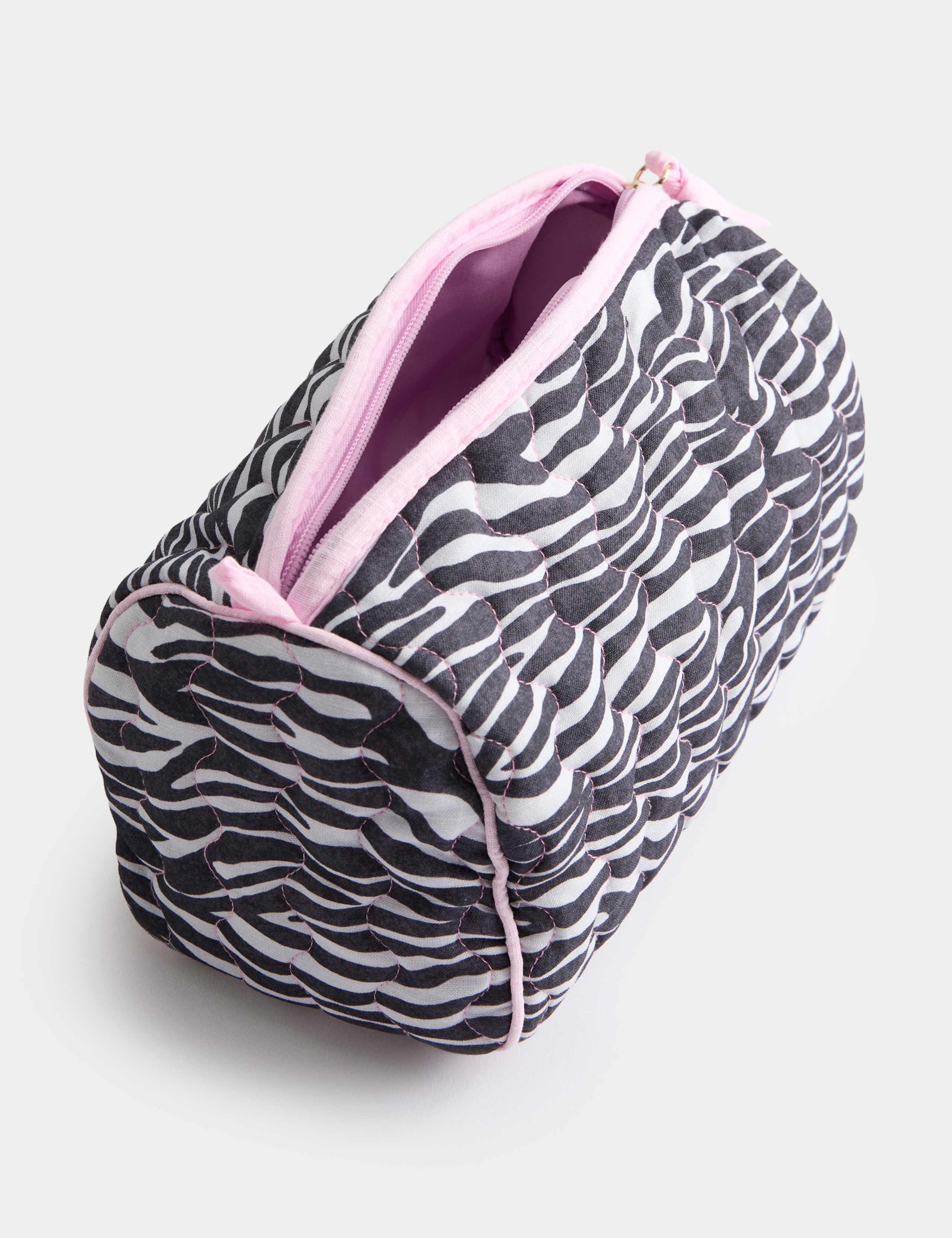 Large Quilted Toiletry Bag 2 of 3