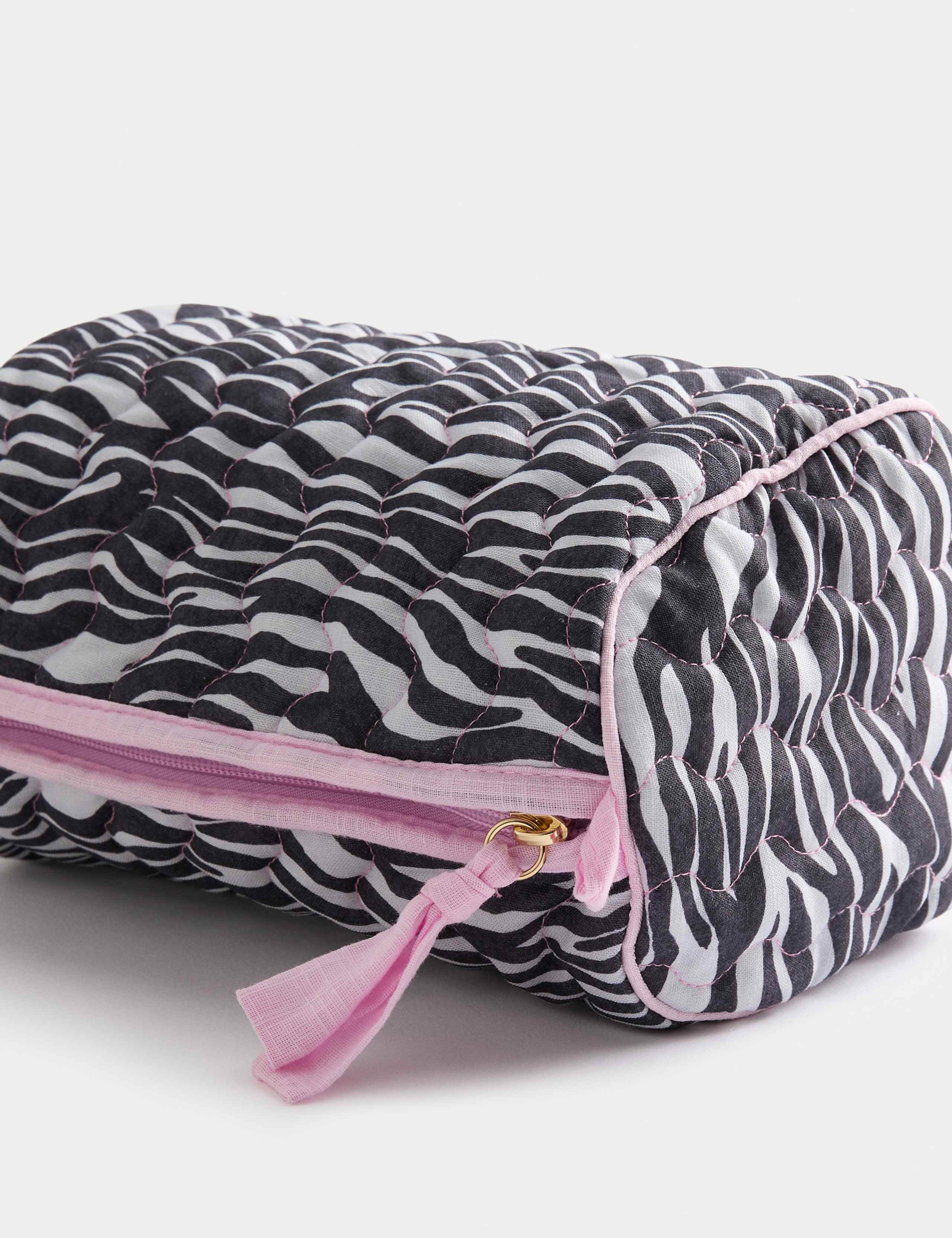 Large Quilted Toiletry Bag 3 of 3