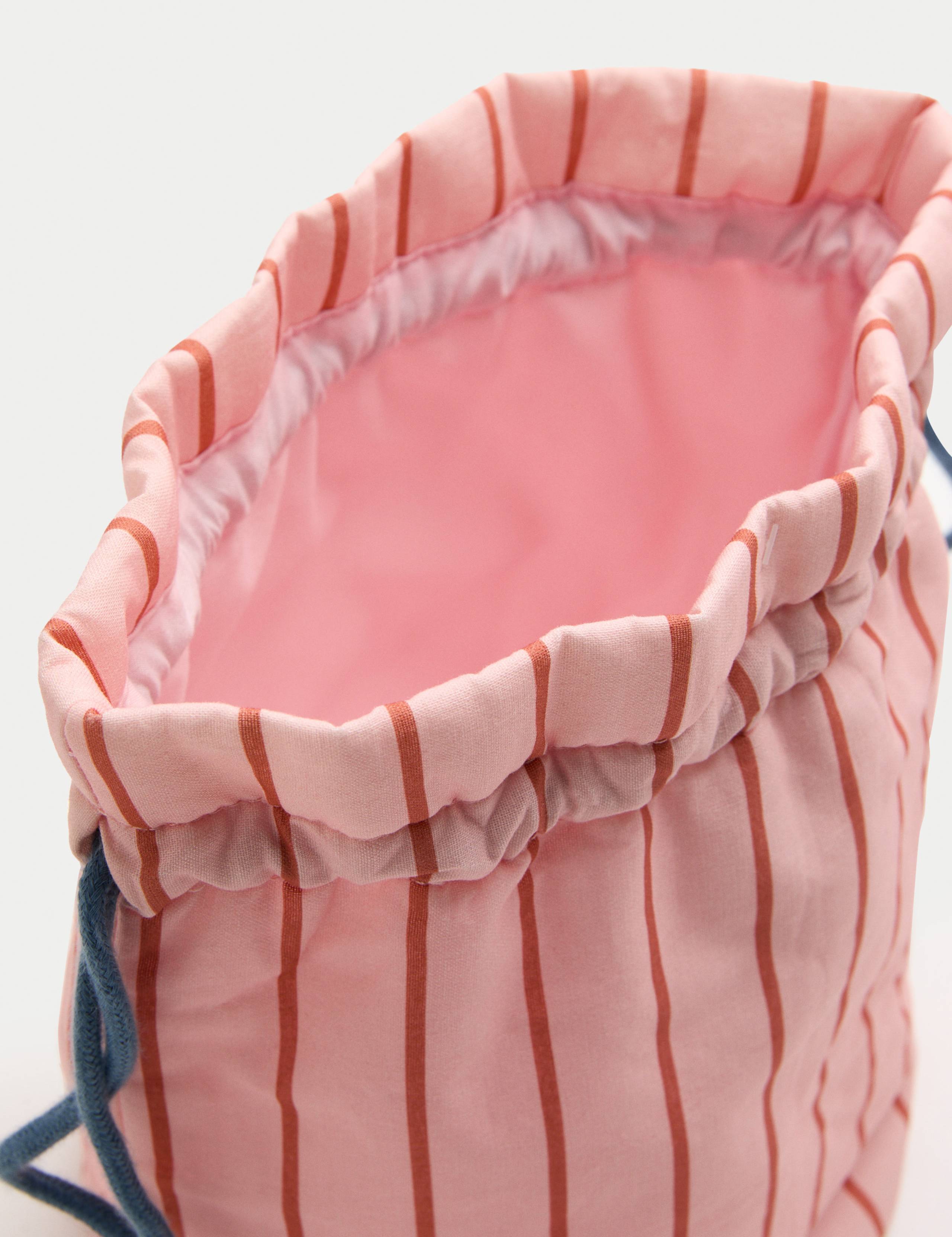 Drawstring Slouchy Cosmetic Bag 3 of 3