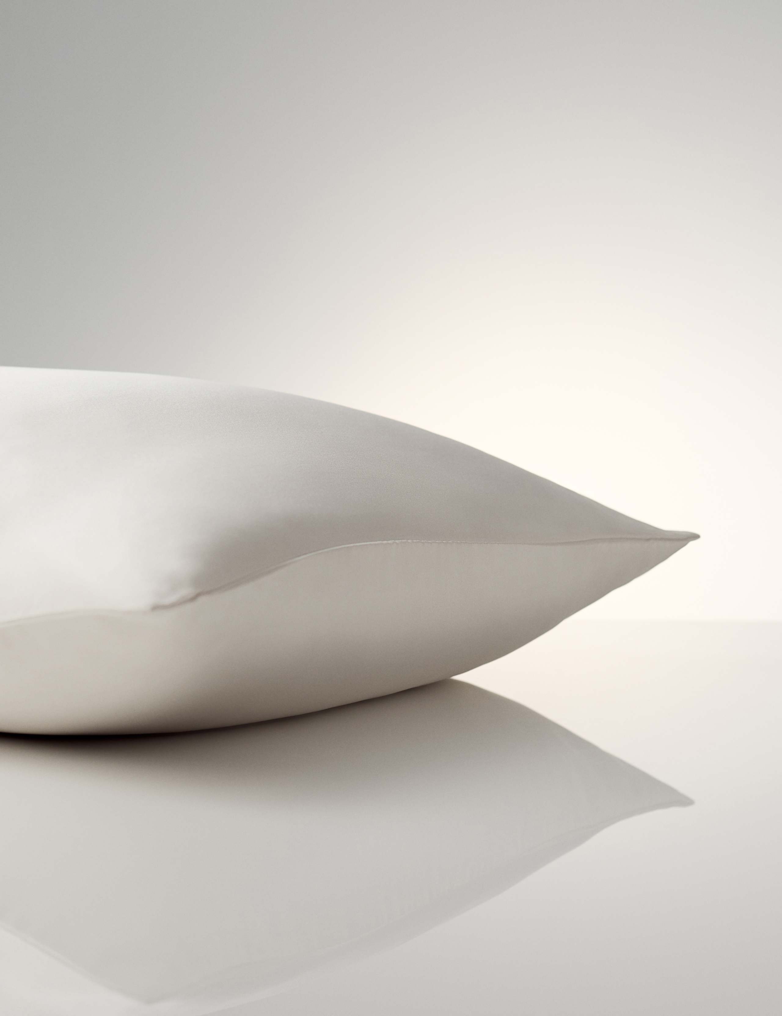 Pure Mulberry Silk Pillowcase 1 of 3