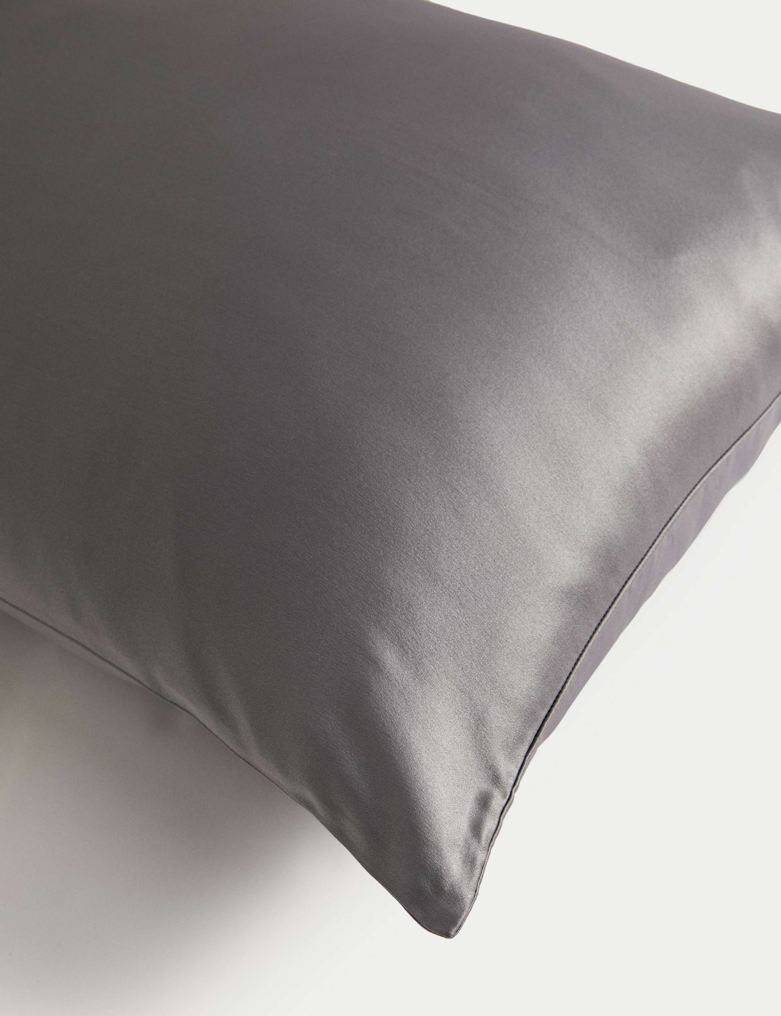 Pure Mulberry Silk Pillowcase 2 of 3