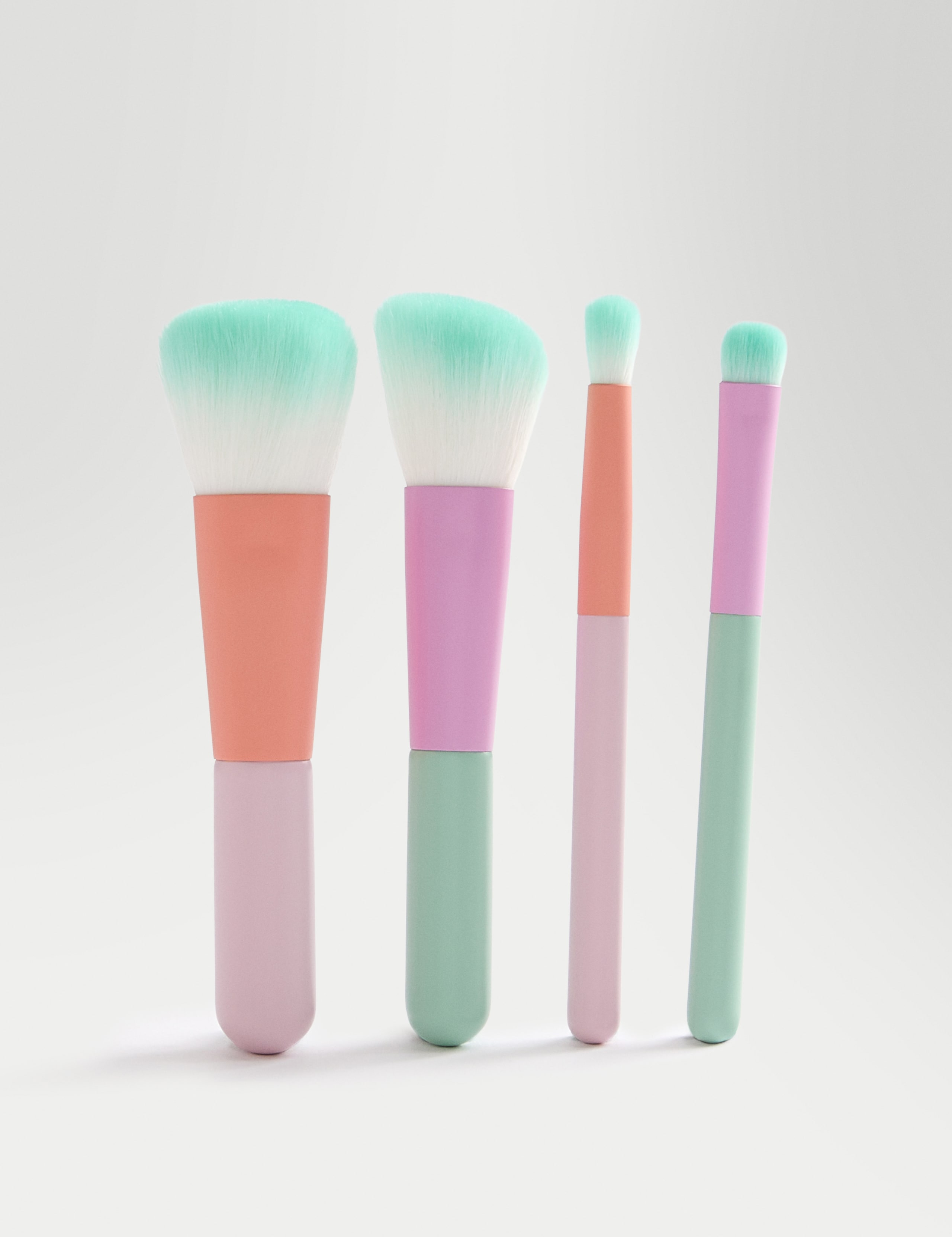 Mini Make-Up Brush Gift Set 1 of 3