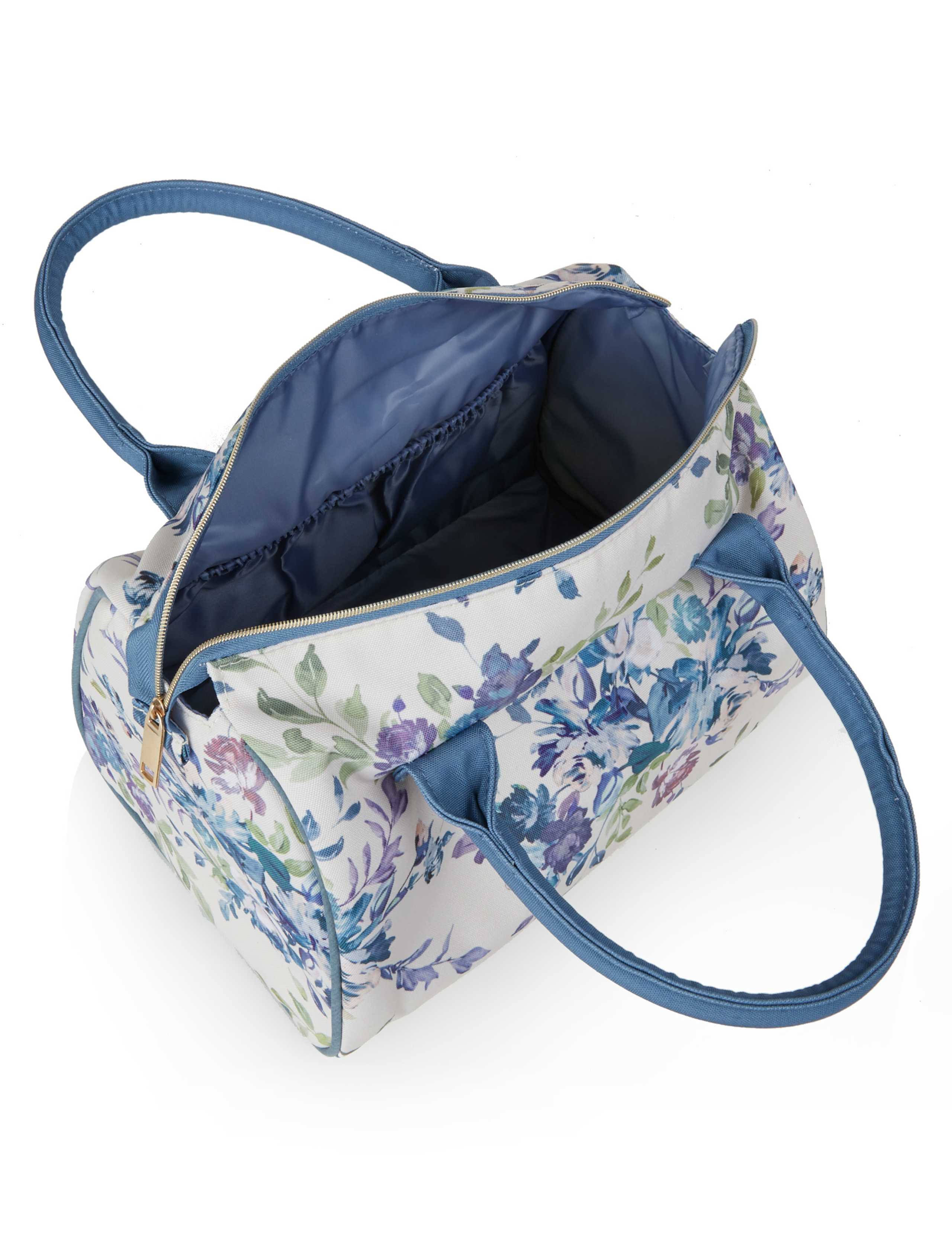 Classic Weekender Bag 2 of 2