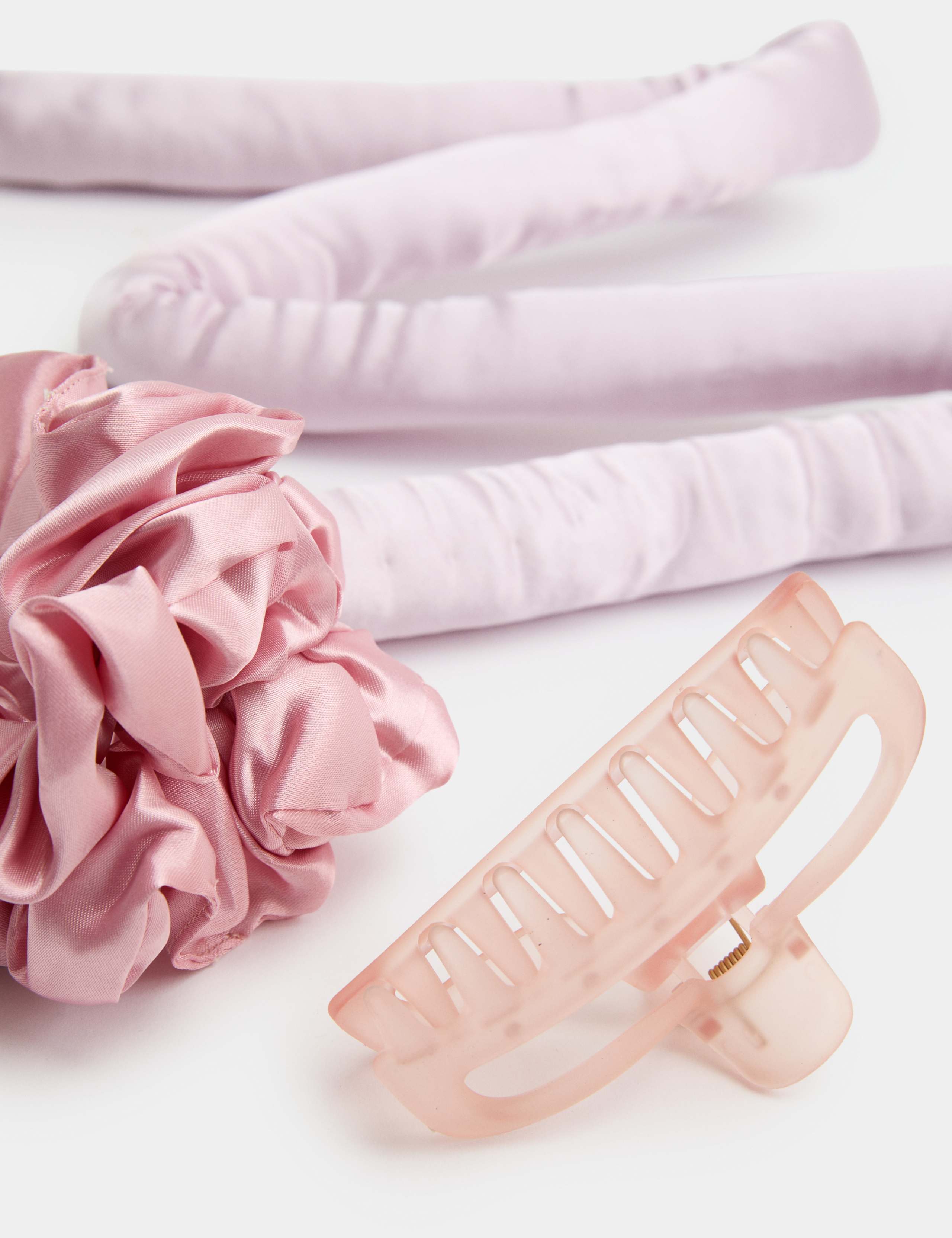 Heatless Curler 3 of 3