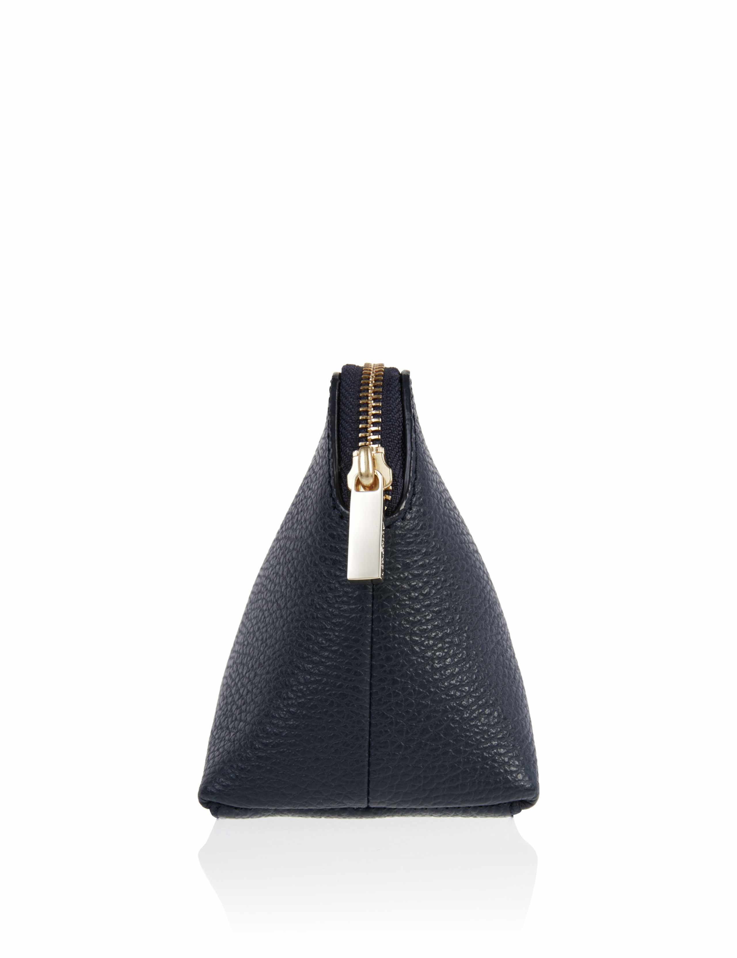 Luxury Leather Wash Bag 2 of 3