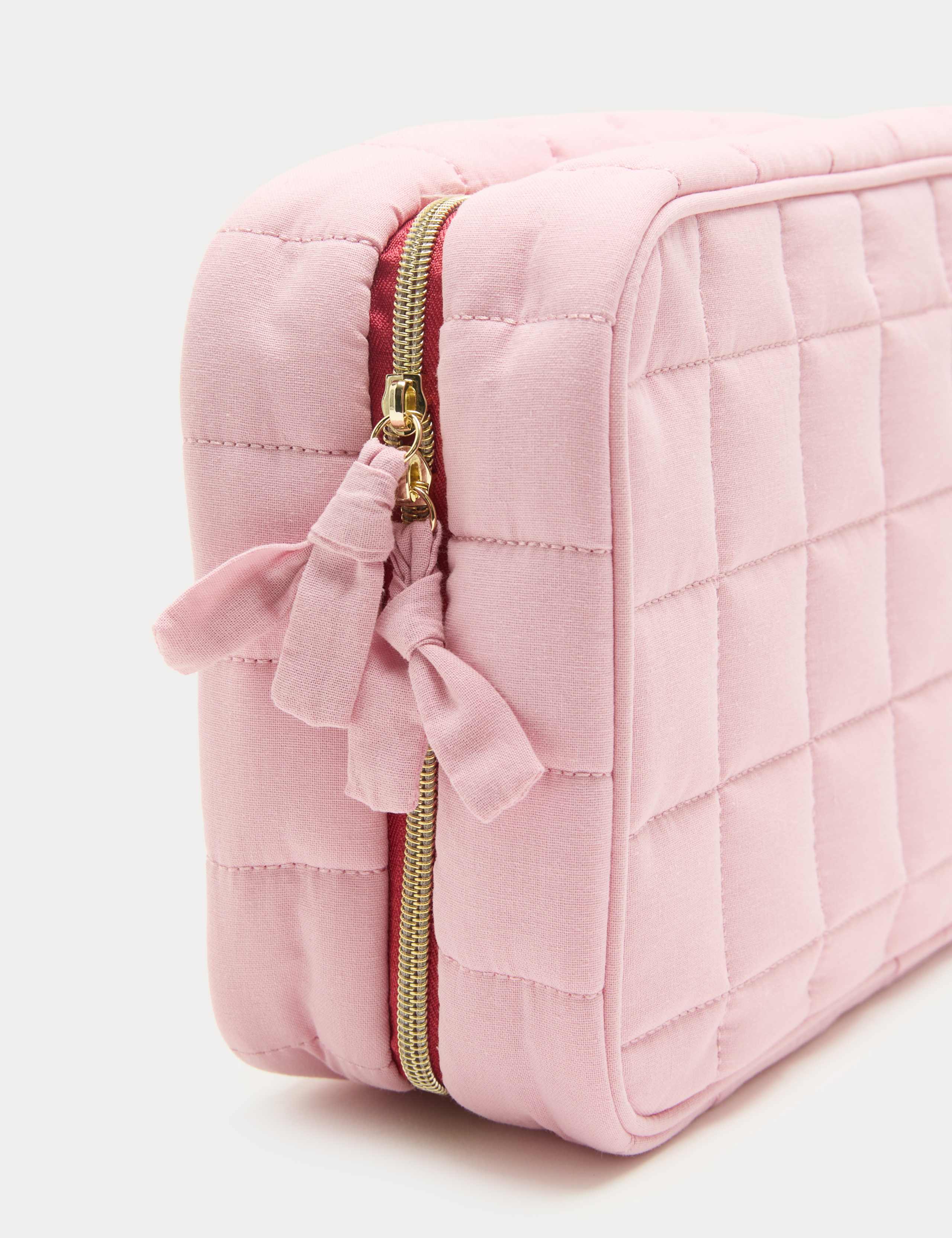 Quilted Checkerboard Hanging Bag 3 of 3