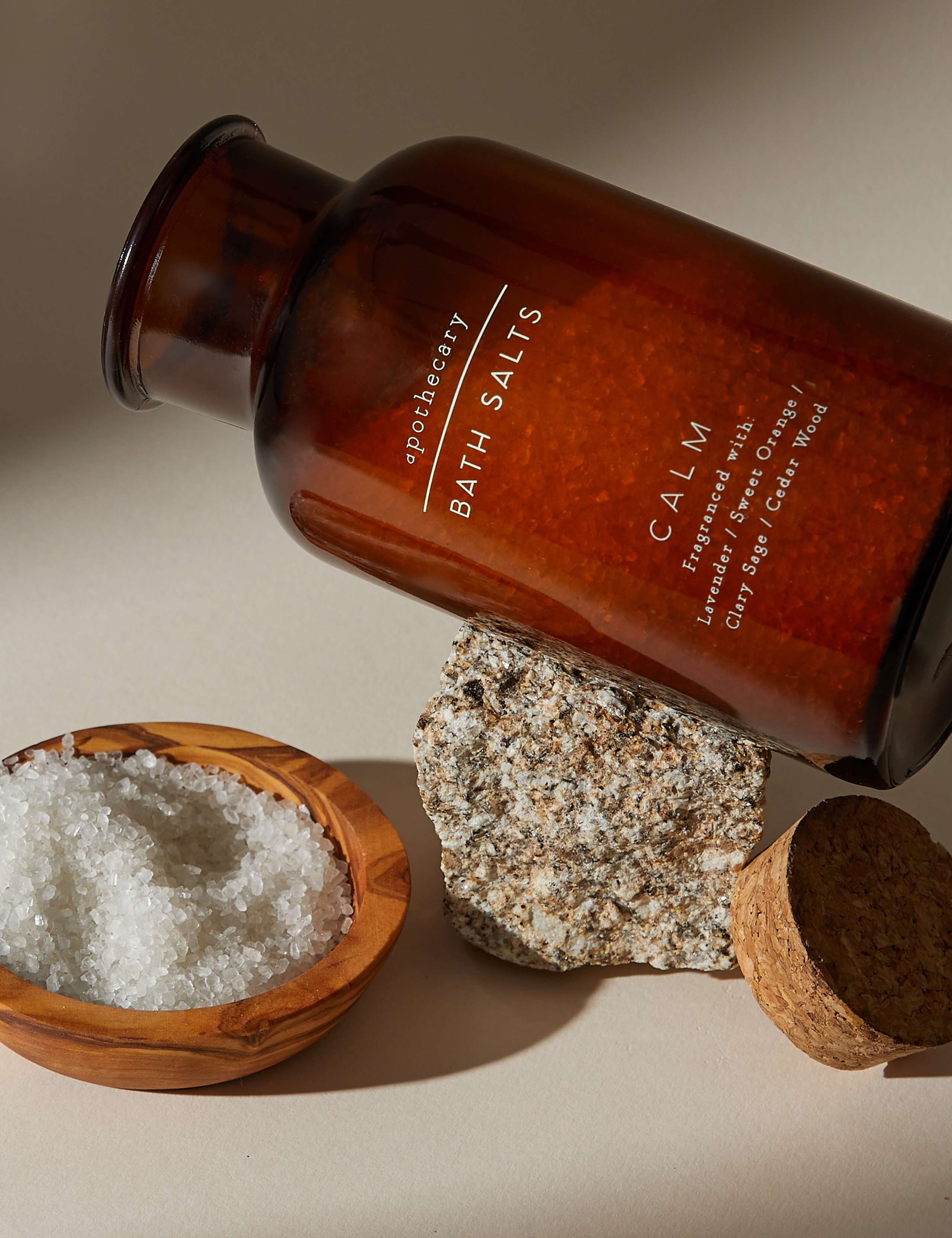 Large Calm Bath Salts 600g 1 of 3