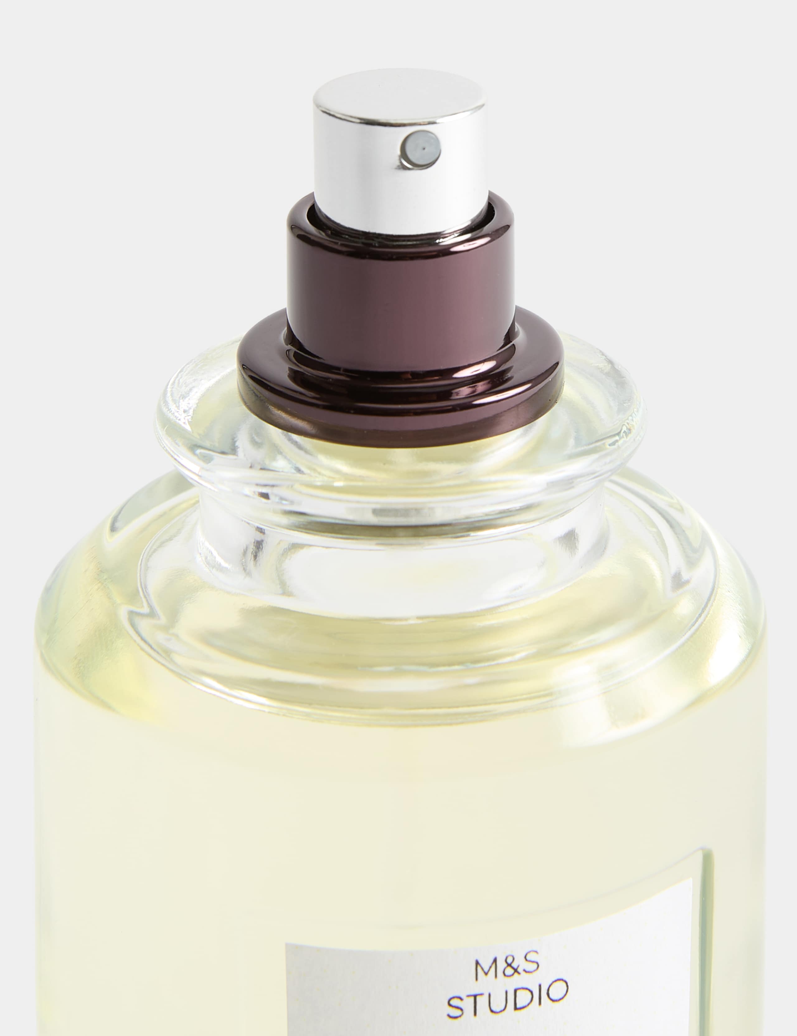 Amber Resin Eau De Parfum 100ml 4 of 4