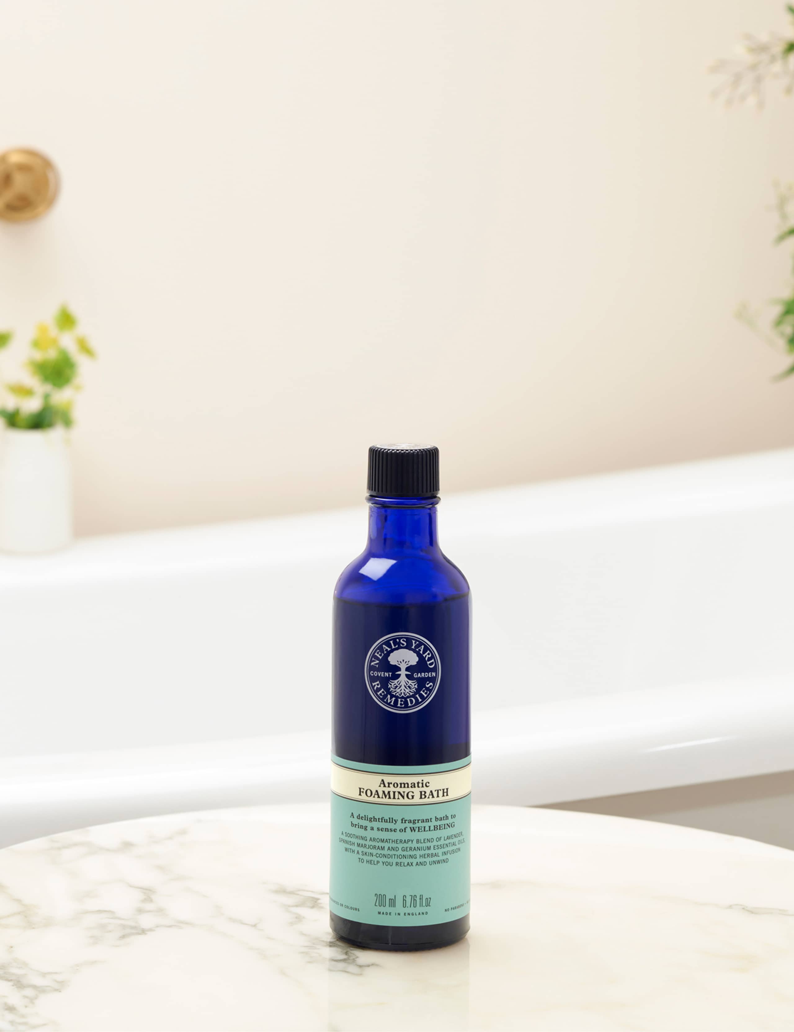 Aromatic Foaming Bath 200ml 2 of 3
