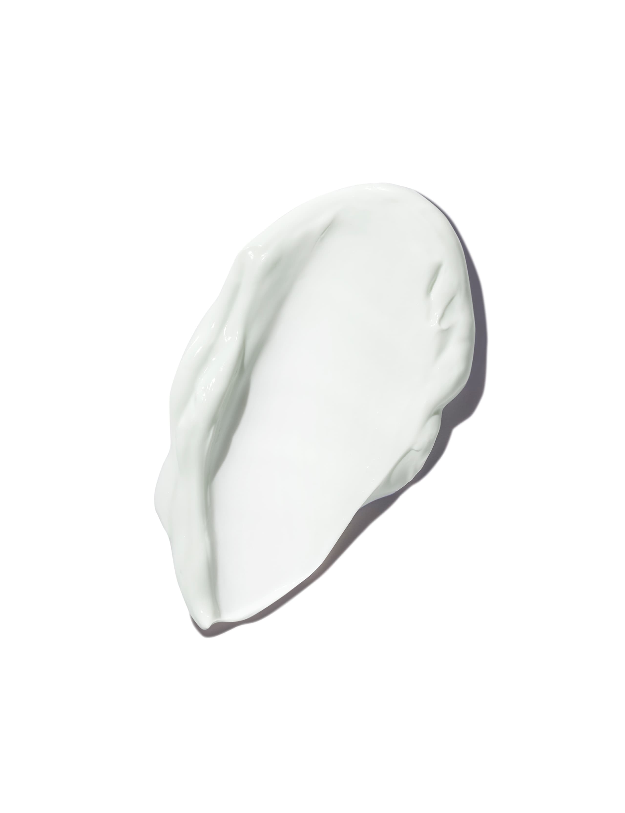 DayWear Multi-Protection Anti-Oxidant Moisturiser SPF 15 Normal/Combination Skin 50ml 2 of 5