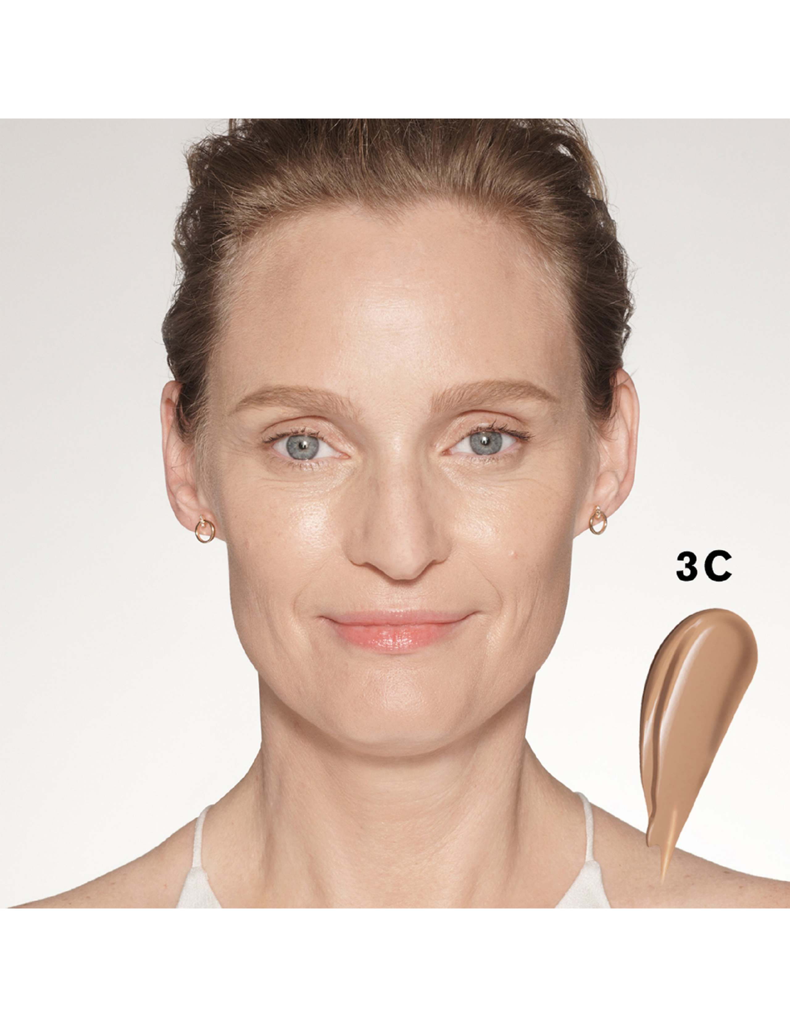 Futurist Soft Touch Brightening Skincealer 6ml 3 of 6