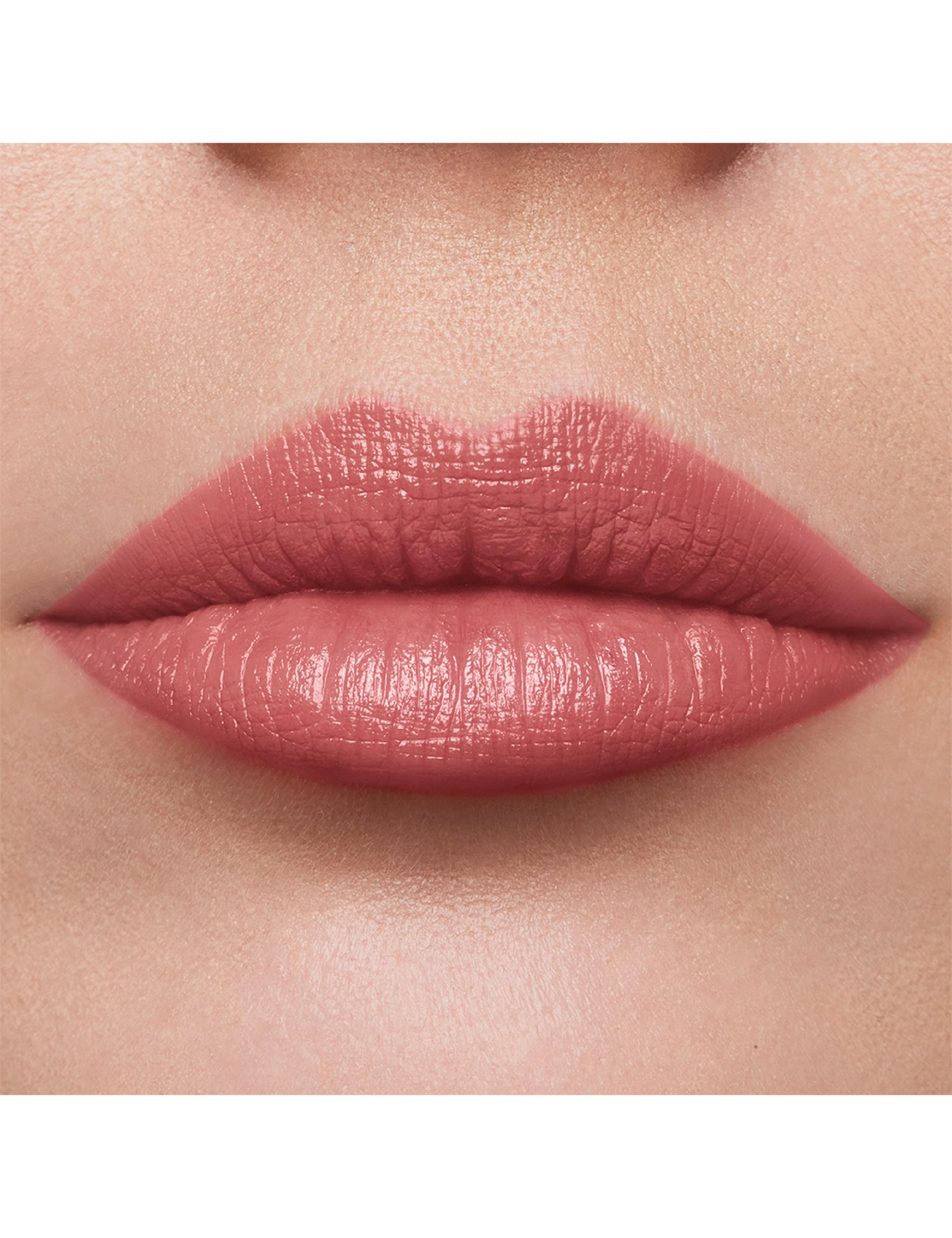 Pure Color Crème Lipstick 3 of 5