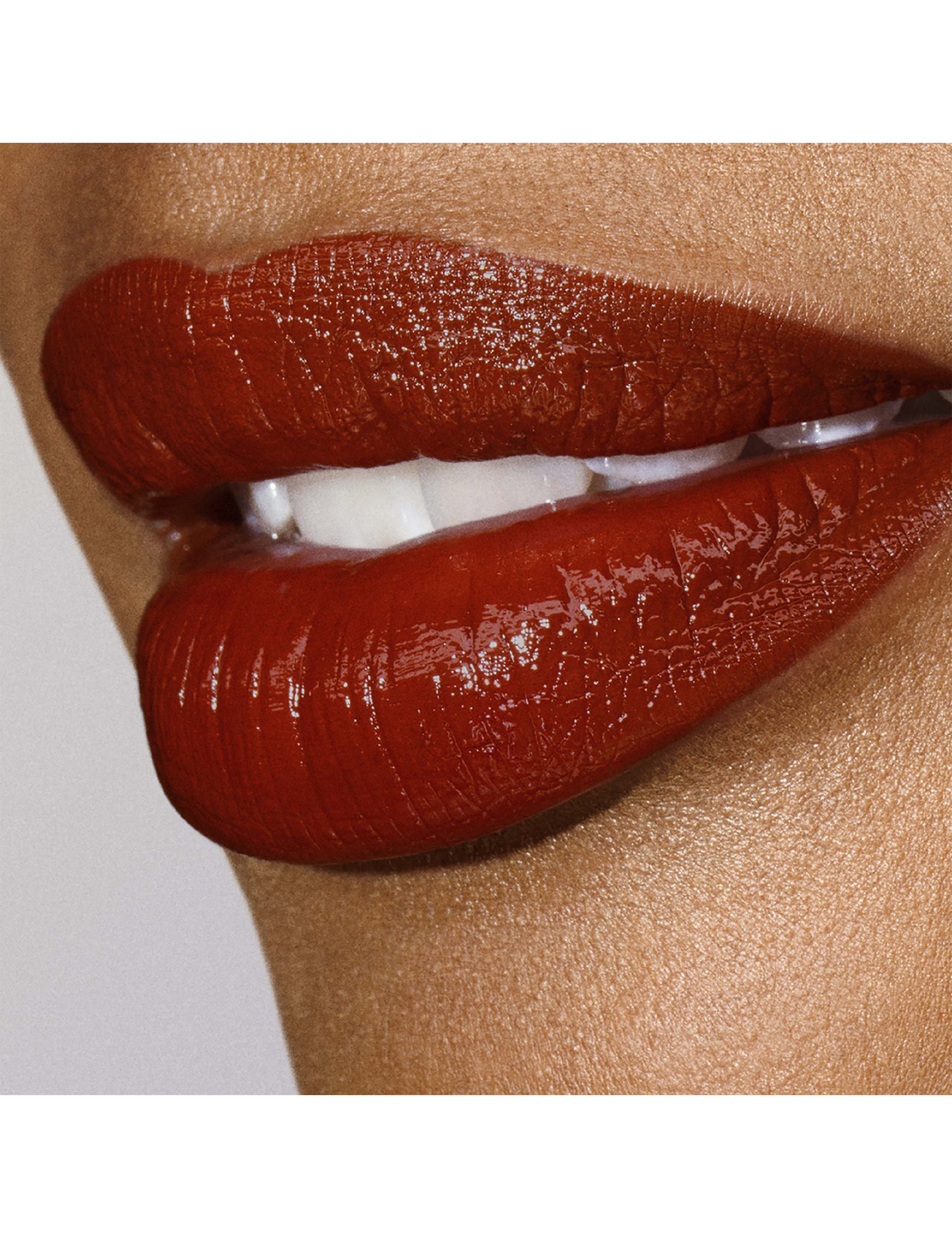Pure Color Explicit Slick Shine Lipstick 3 of 5