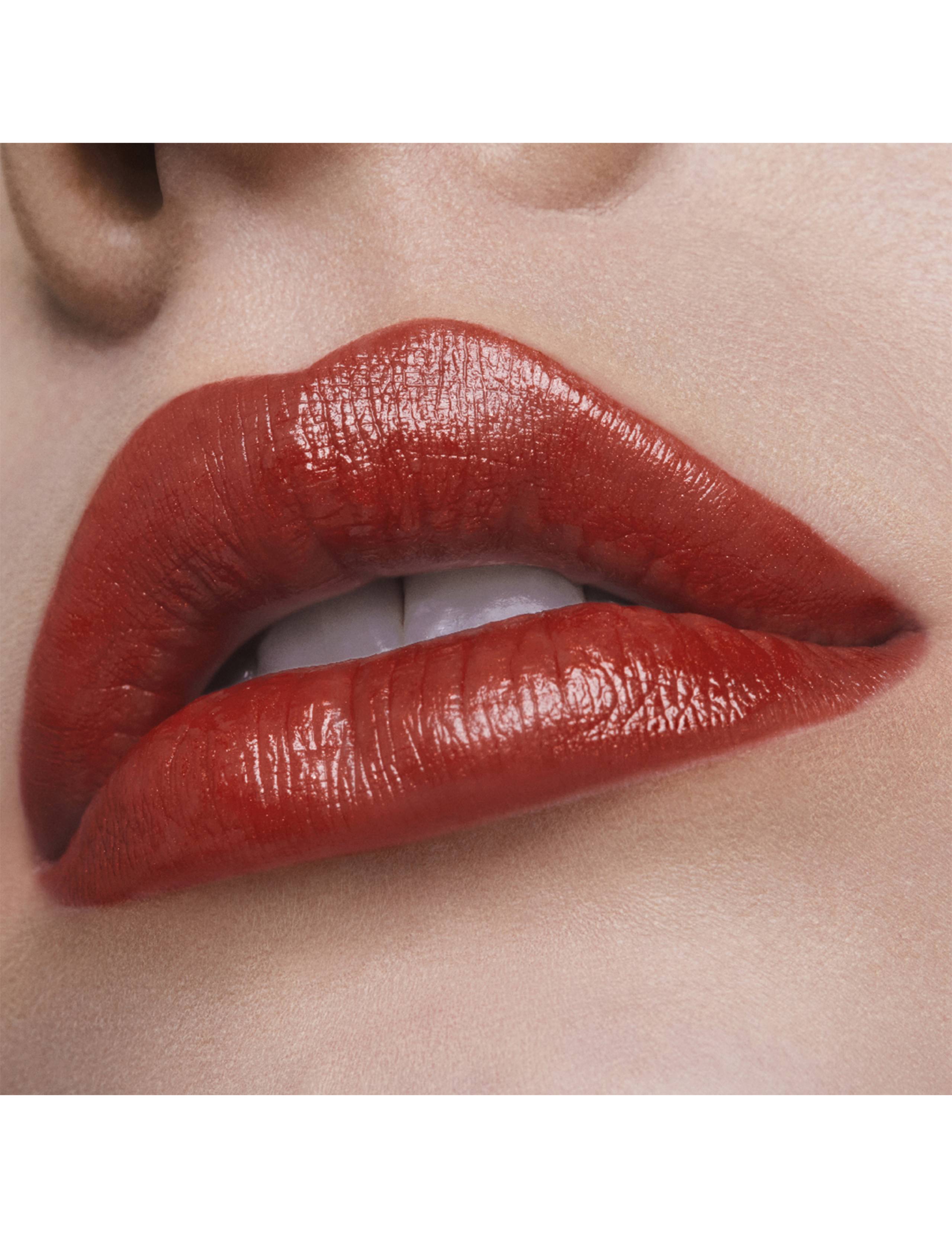 Pure Color Hi-Lustre Lipstick 3 of 5