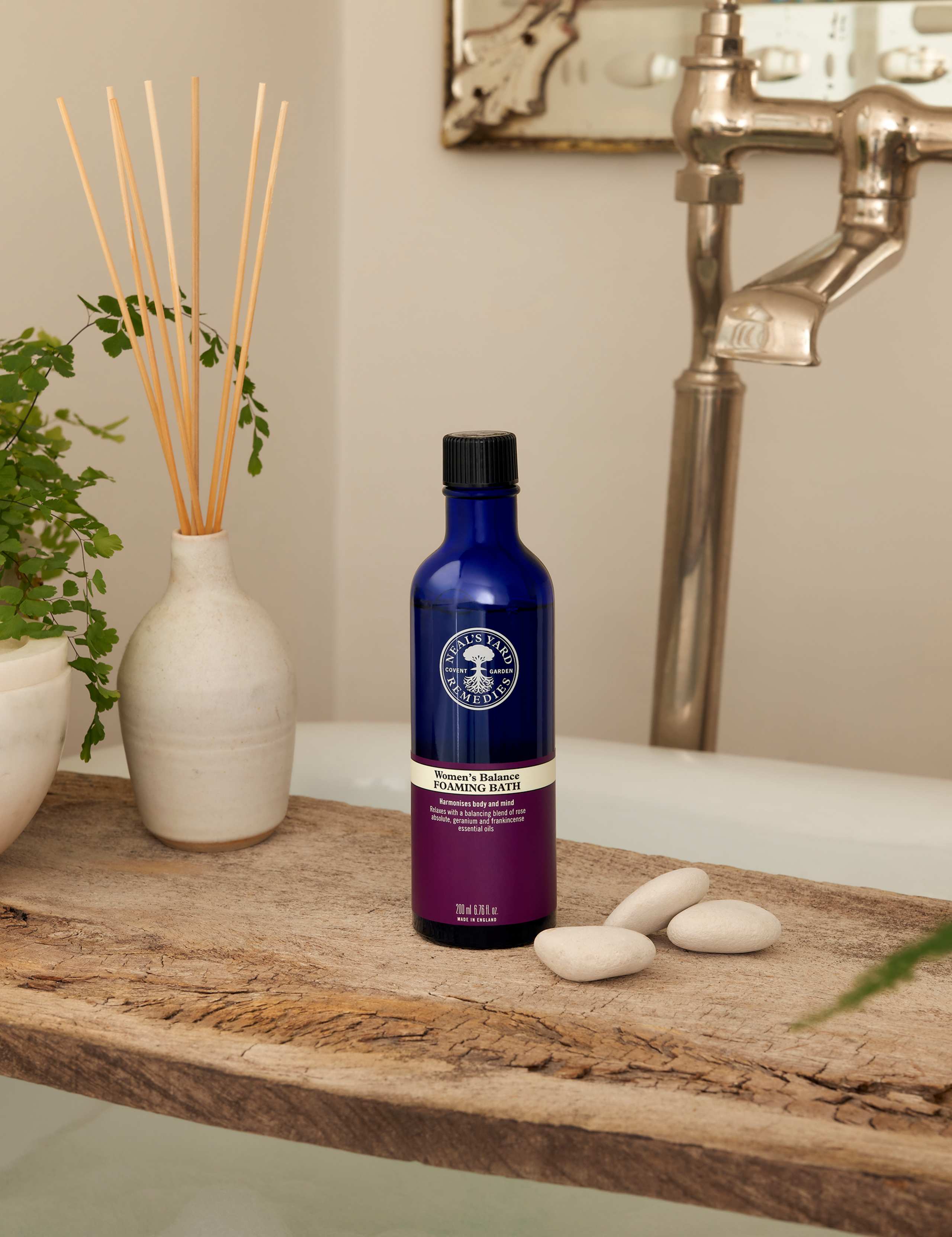 Women's Balance Foam Bath 200ml 2 of 2