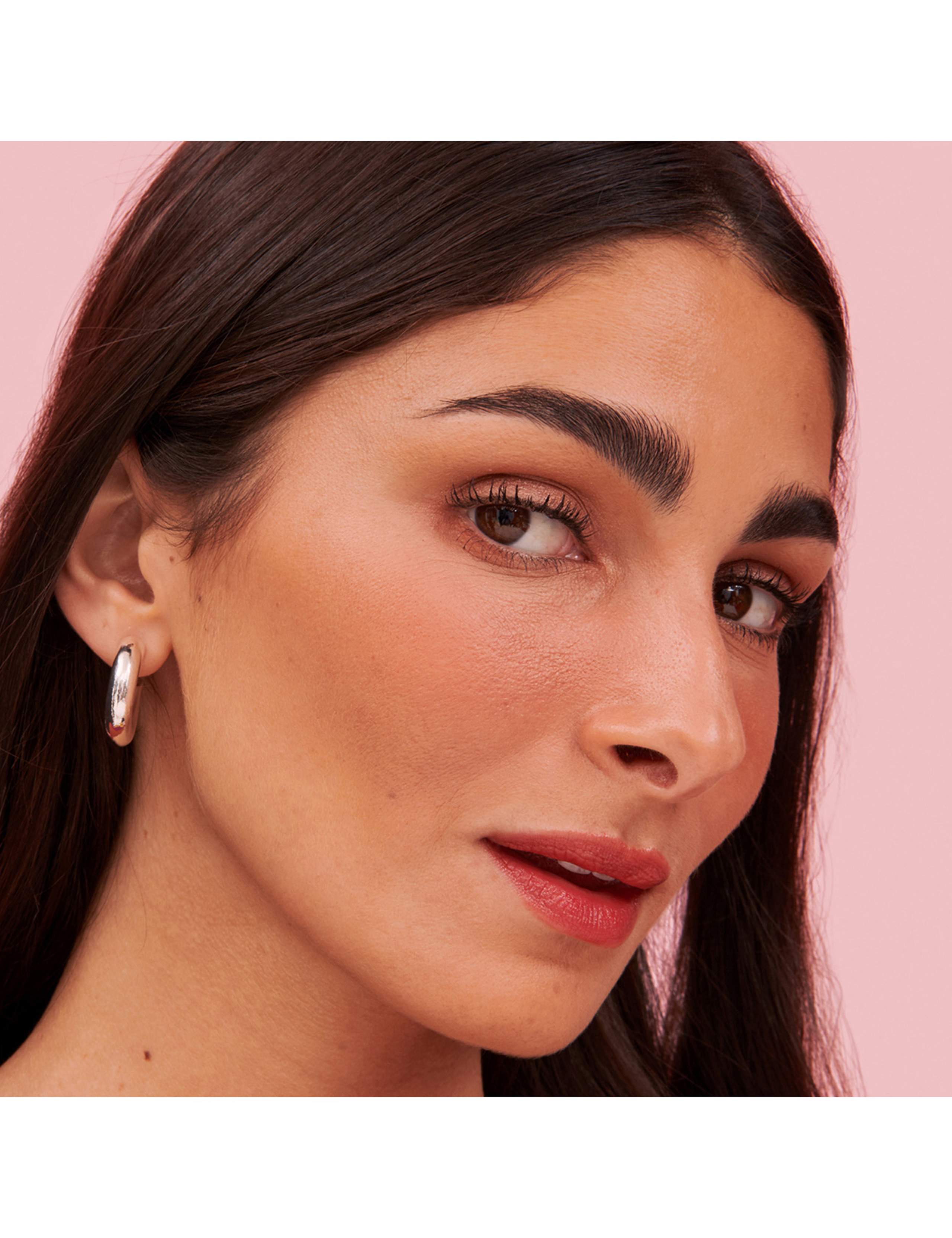 Blush n Brush Delivery Limited Edition Blusher Shade & Brush Gift Set 2 of 5