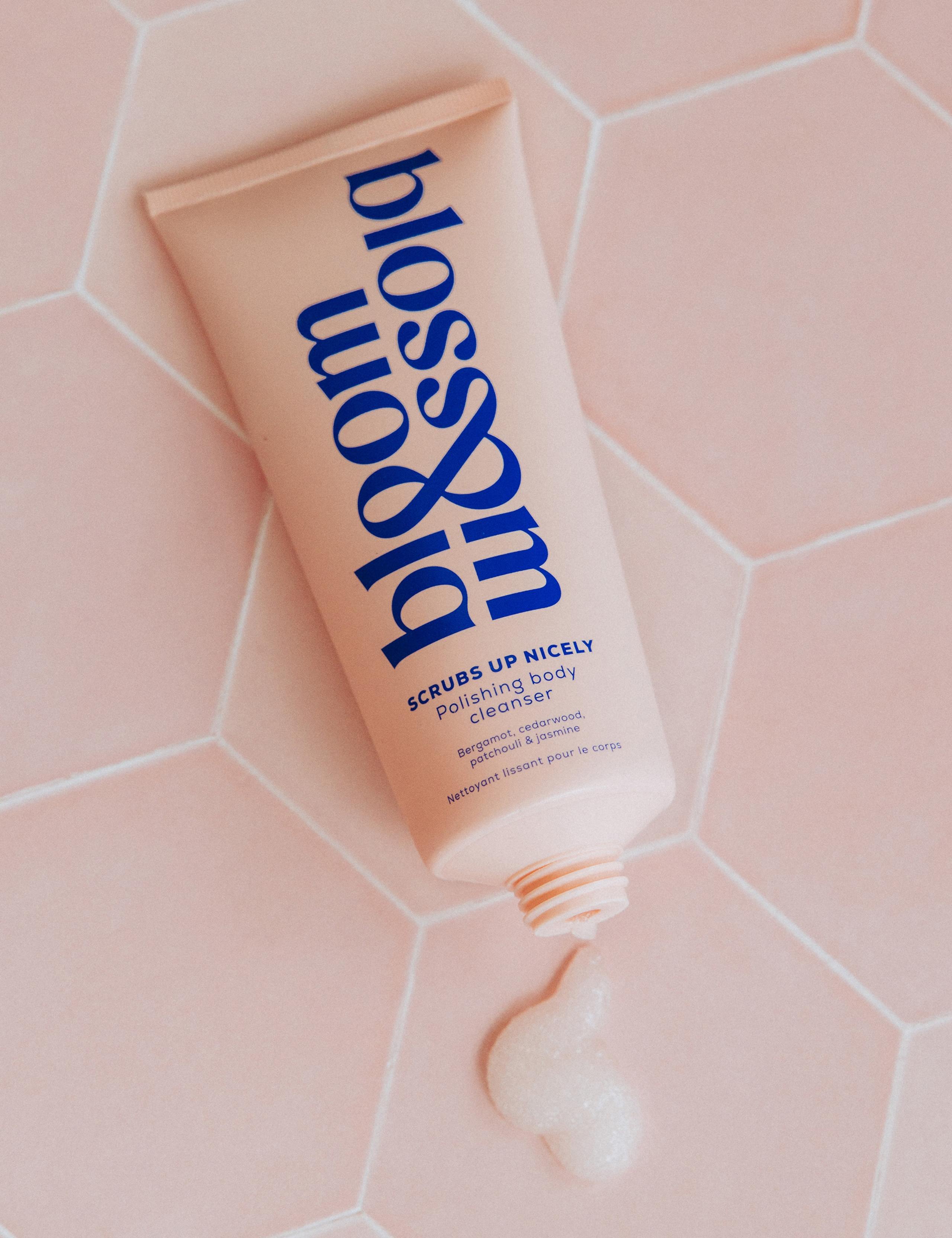 Scrubs Up Nicely Polishing Body Cleanser 200ml 3 of 4