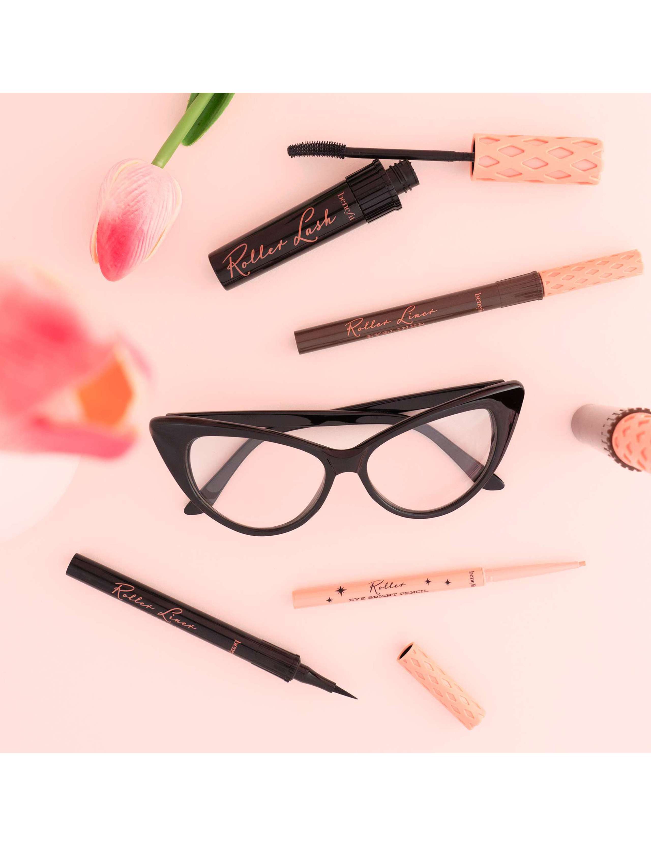 Roller Black Liquid Eyeliner 1ml 12 of 12