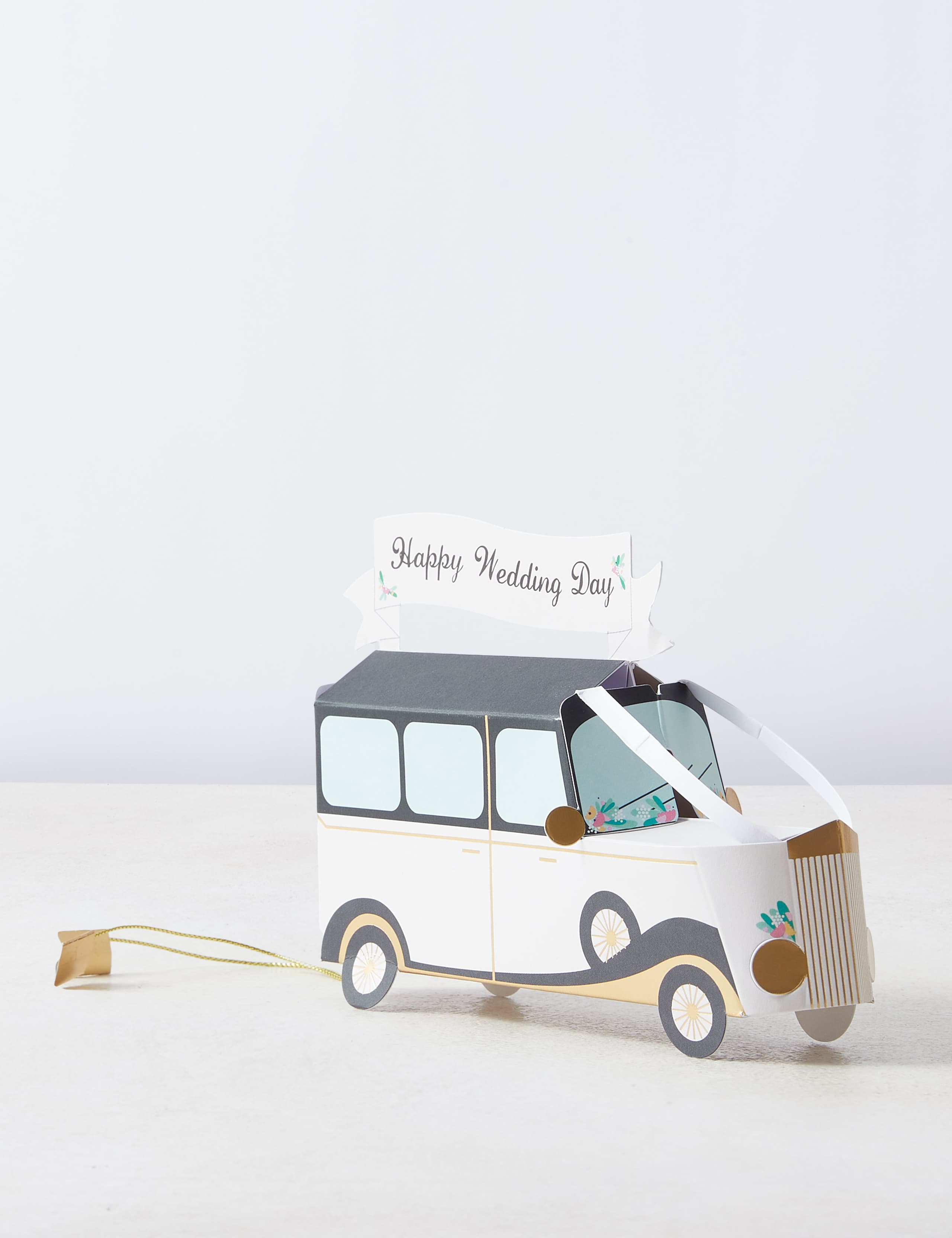 3D Pop-up Vintage Car Wedding Congratulations Card 2 of 4