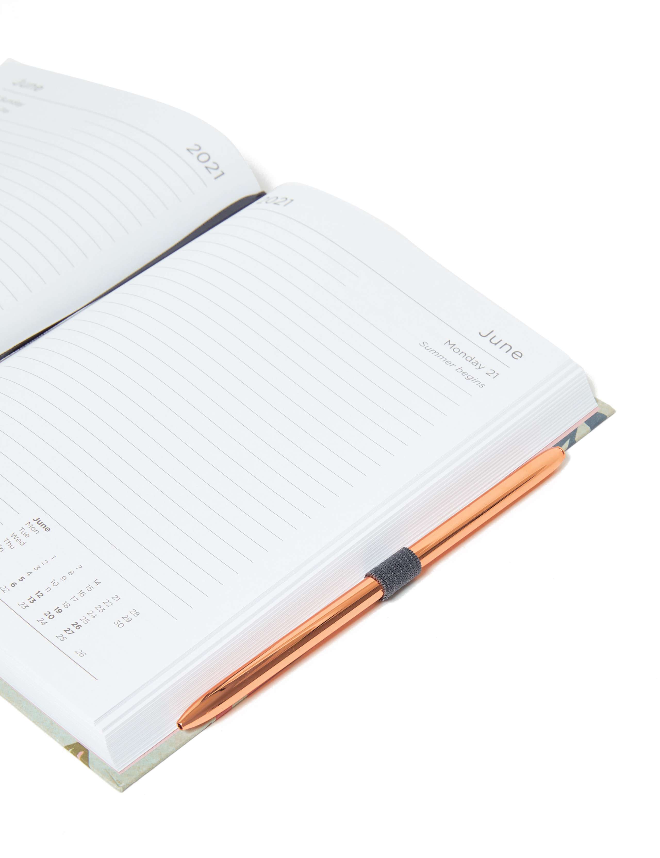 Leaf Print 2021 Daily A5 Diary & Pen Set - Large 5 of 5