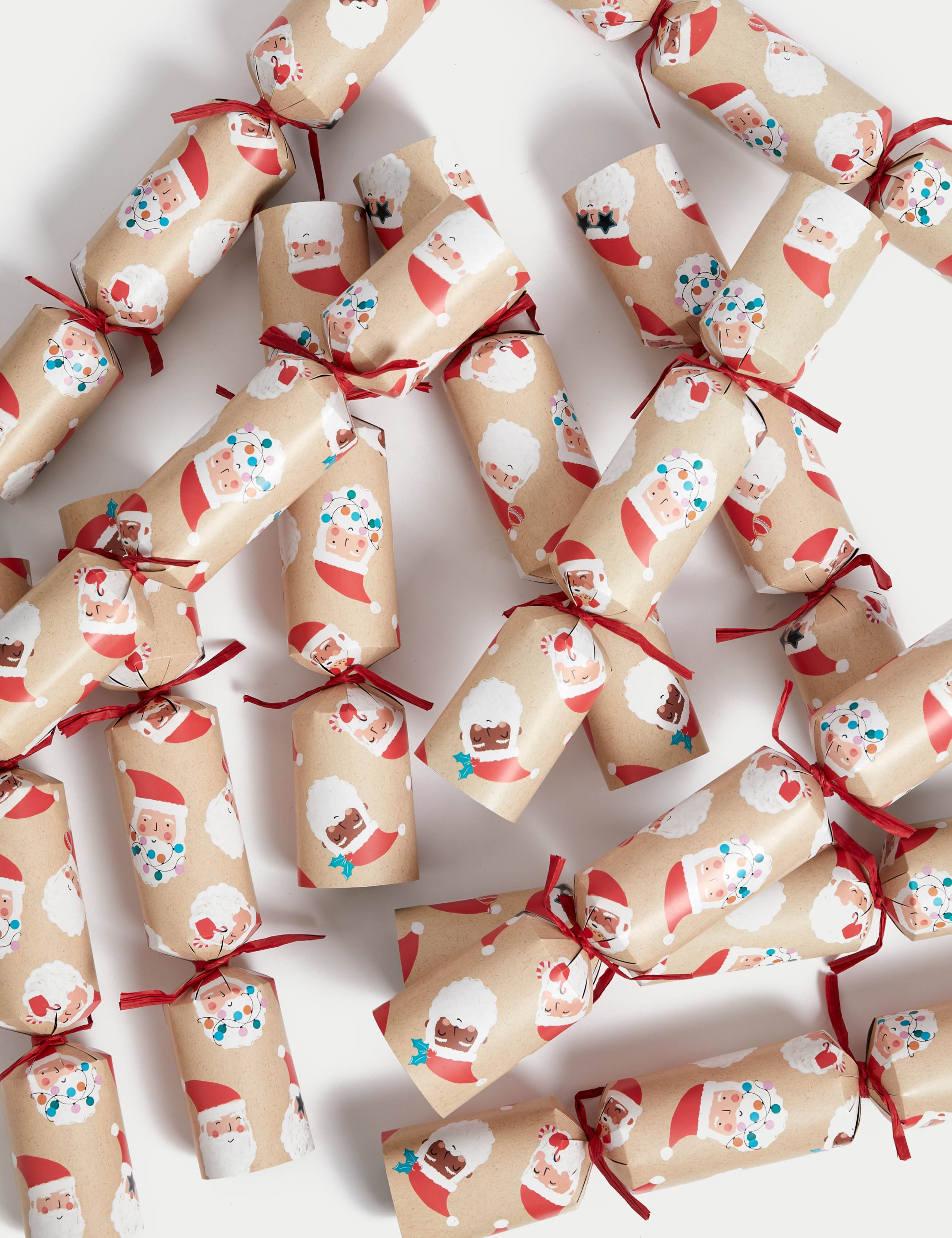 Christmas Crackers & Charade Game - Santa Design 3 of 4