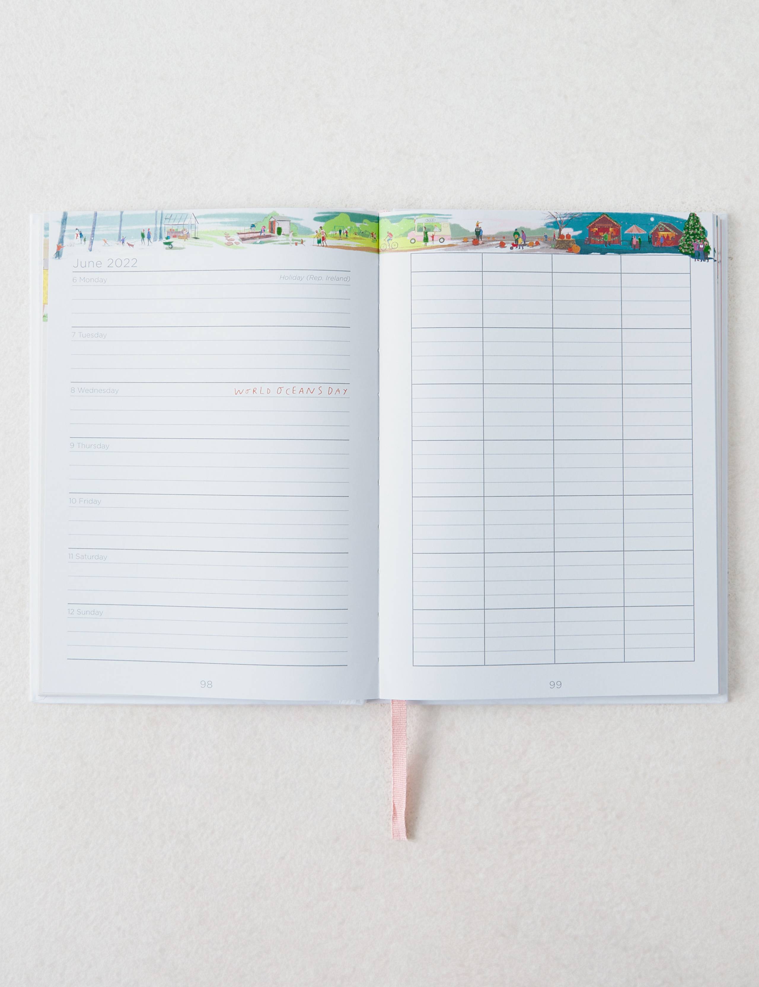 2022 Week to View Large Planner & Diary - Illustrated Family Life Design 3 of 4