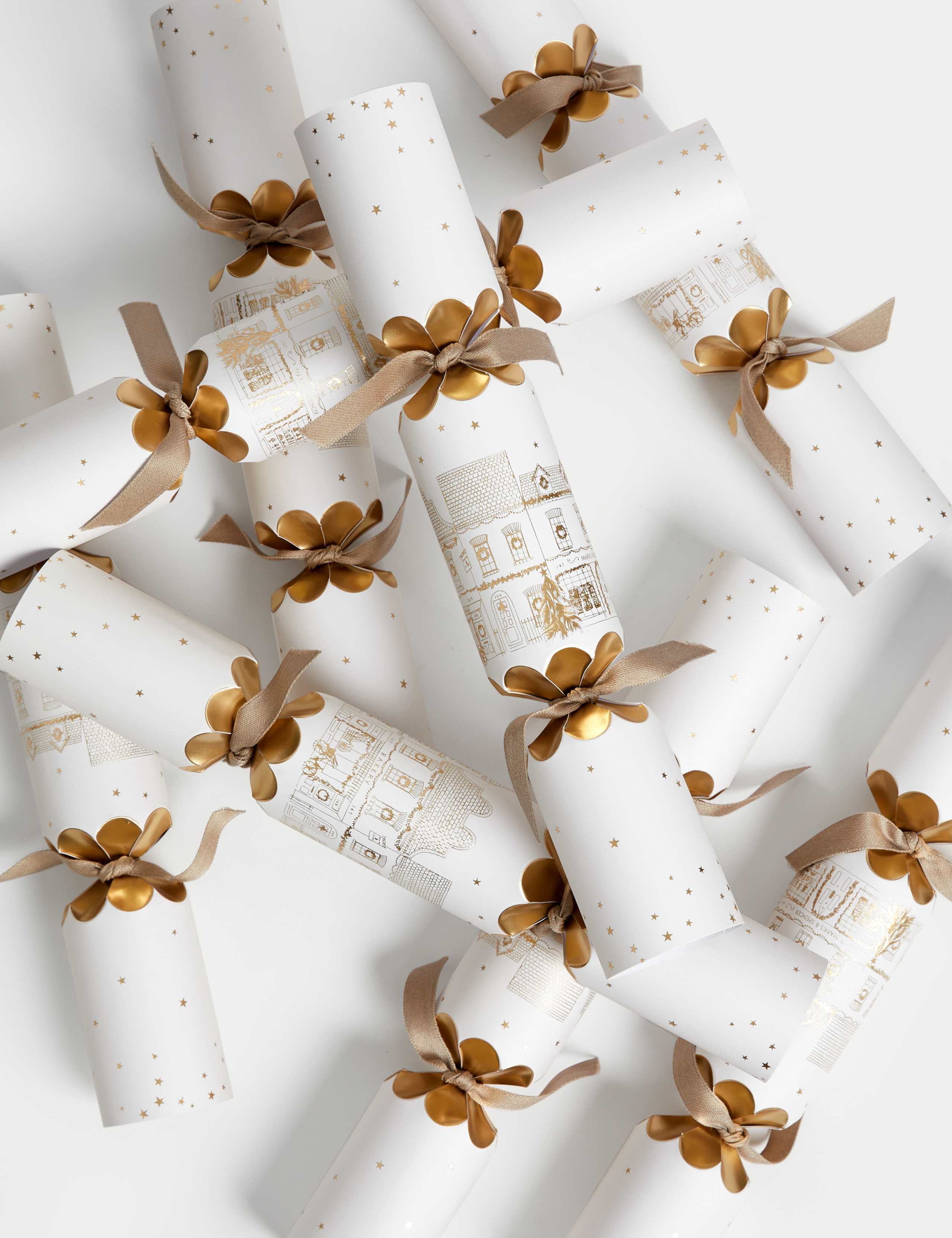 Luxury Christmas Crackers -  Gold Design 3 of 4