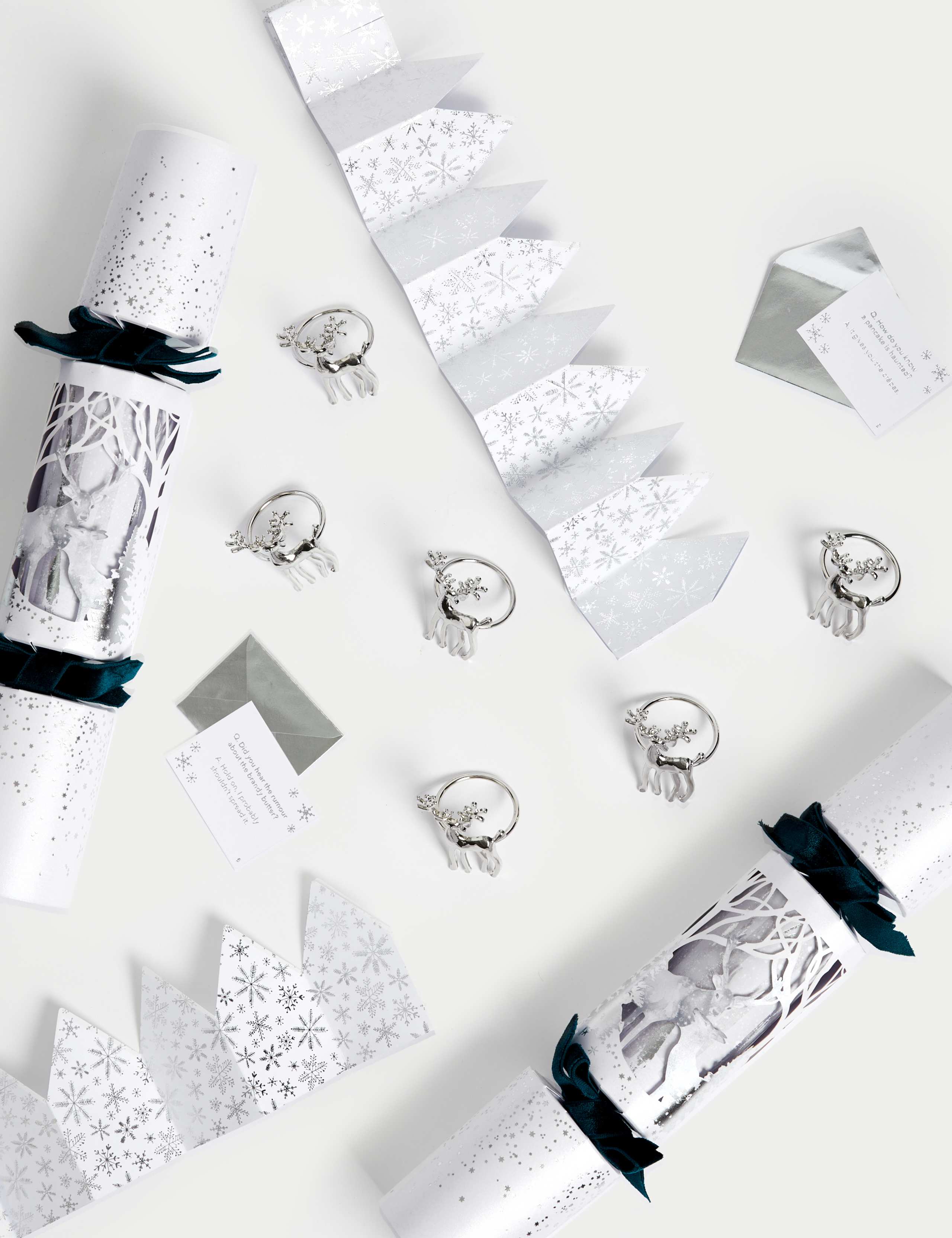 Connoisseur Christmas Crackers - Laser-cut Design 2 of 4