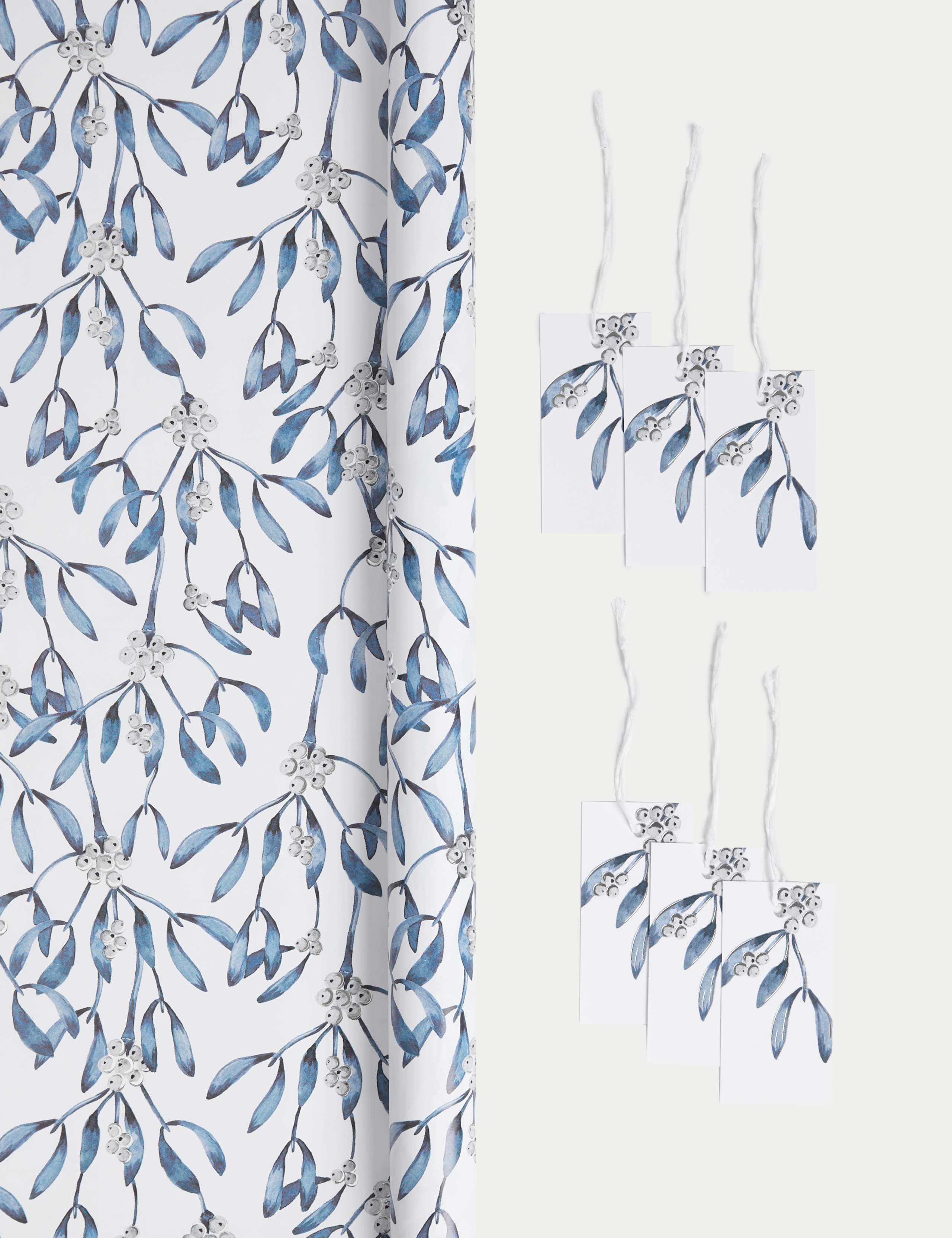 Luxury Mistletoe 3M Christmas Gift Wrap & 6 Gift Tags Pack 1 of 2